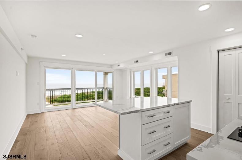 321 6th St S Street Unit: 16