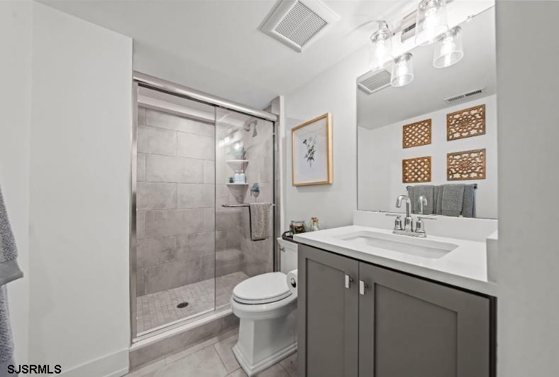 321 6th St S Street Unit: 16