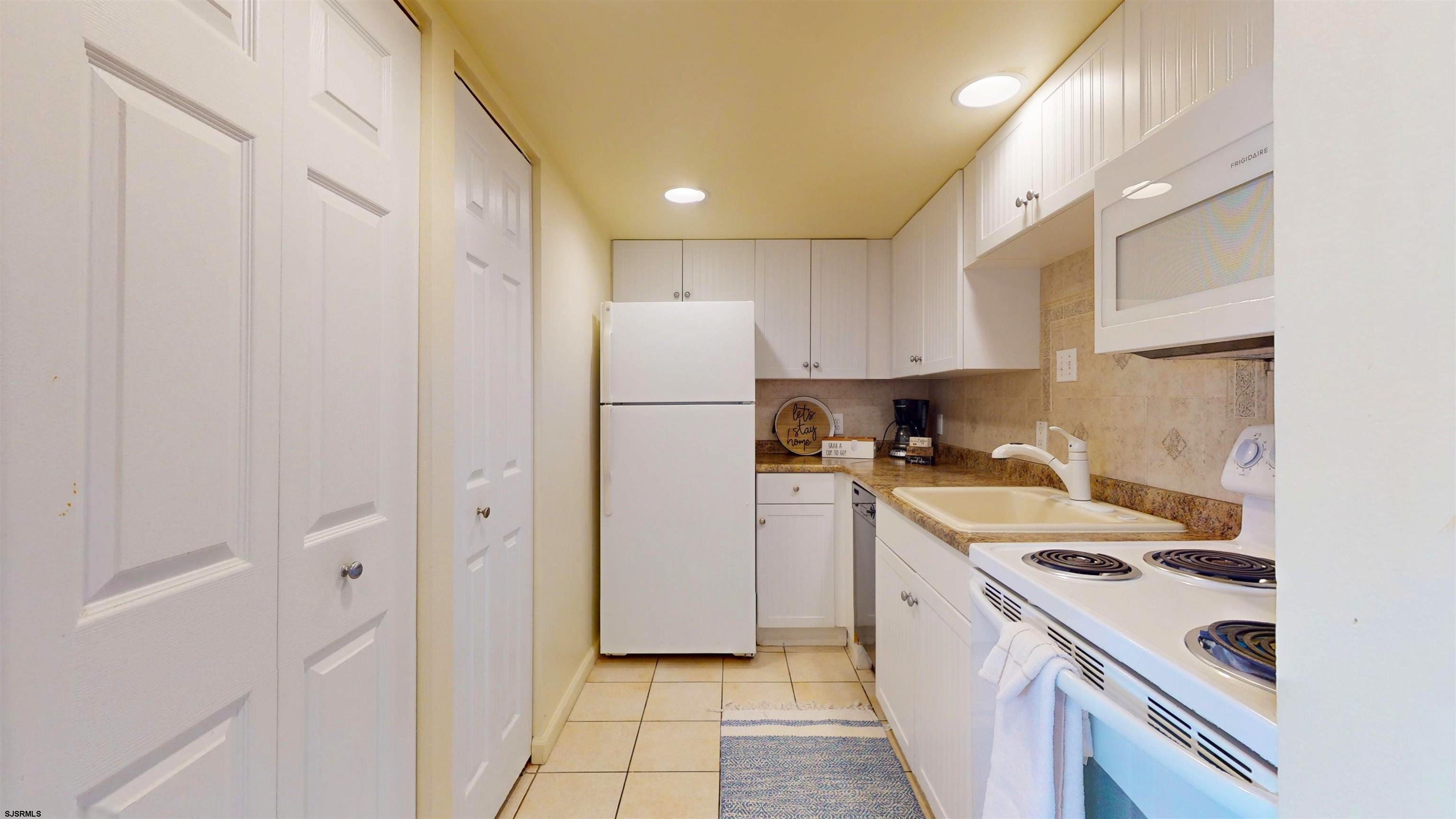 4500 W Brigantine Ave Ave Unit: 2402