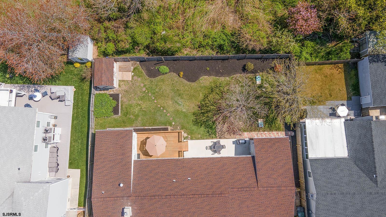 715 Lafayette