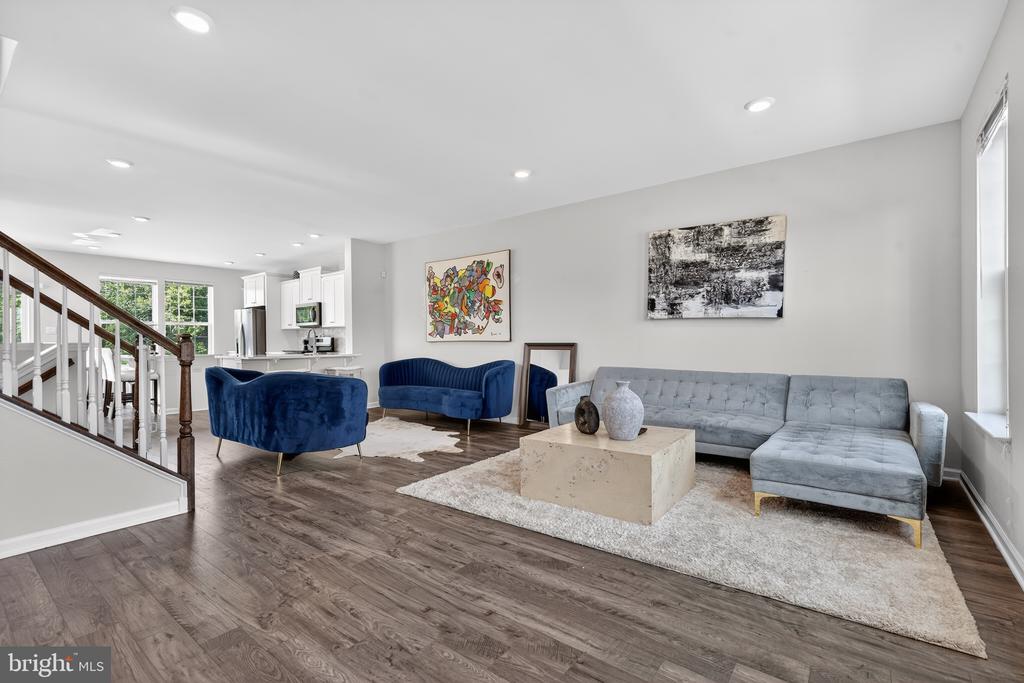 30 AUTUMN PARK DRIVE