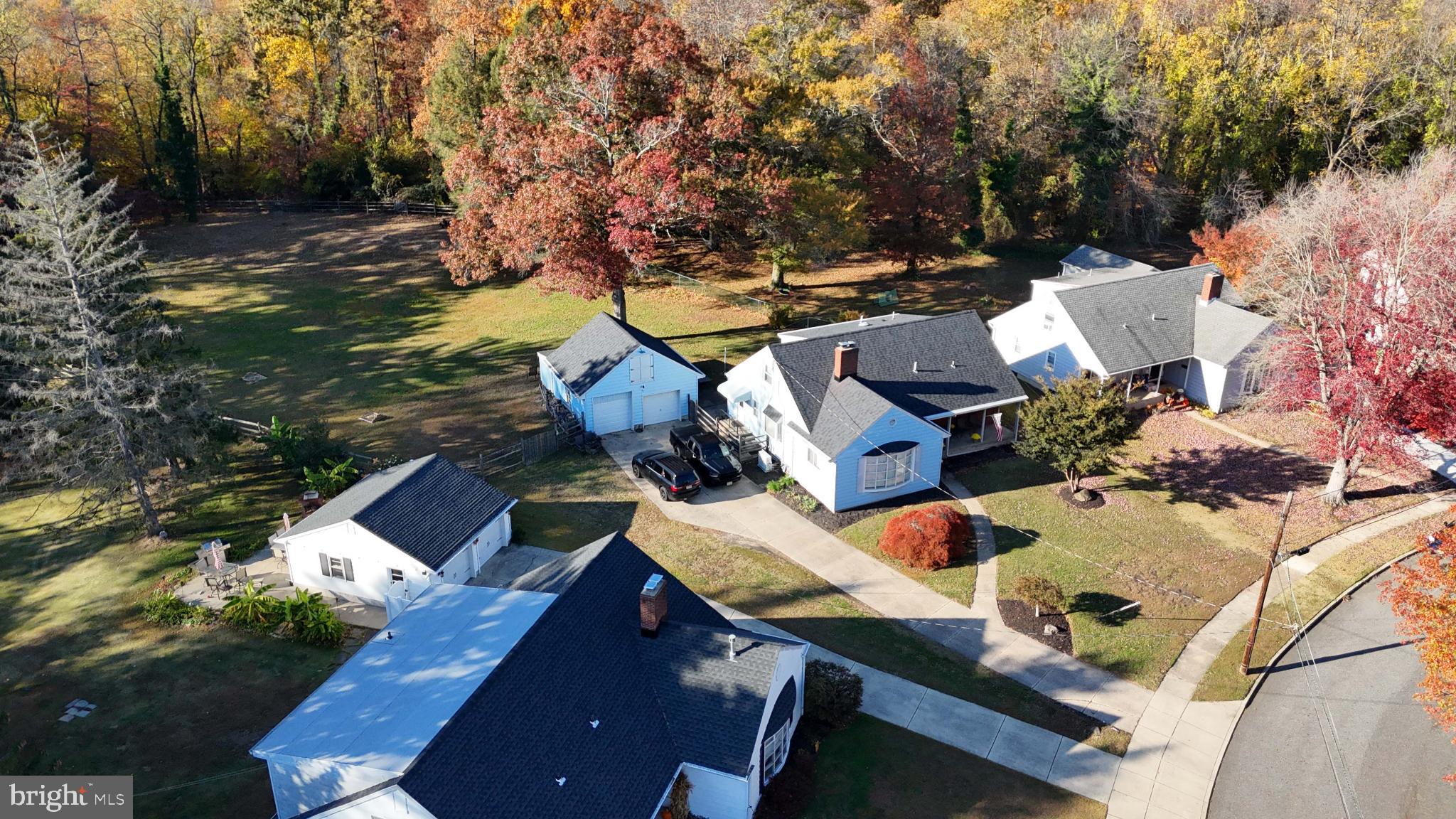 316 N WOODSTOCK DRIVE