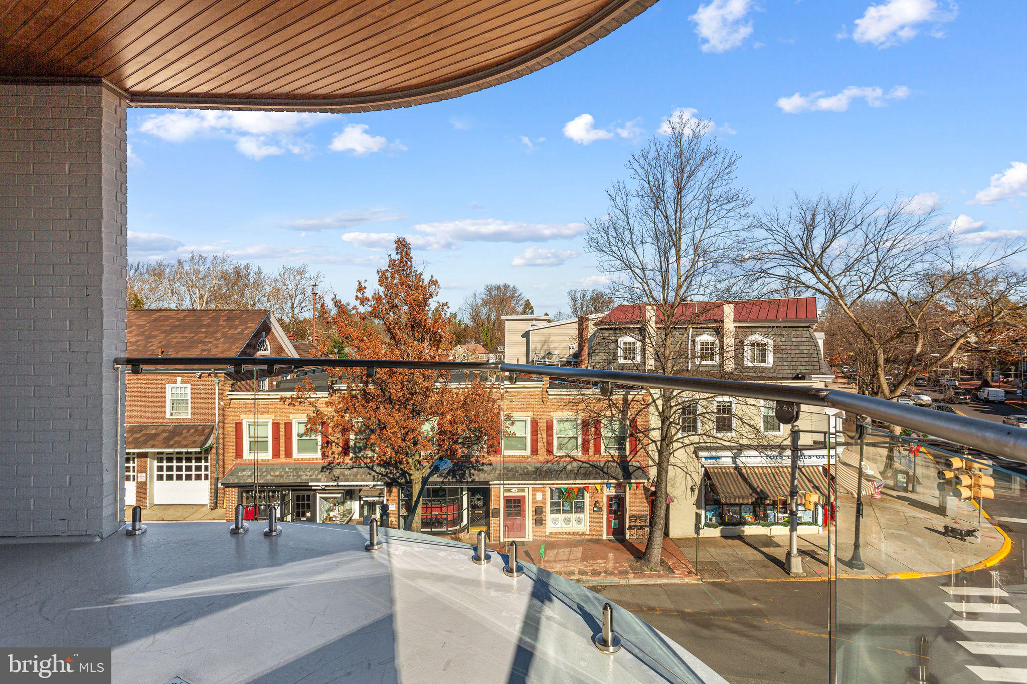 151 KINGS HIGHWAY E A