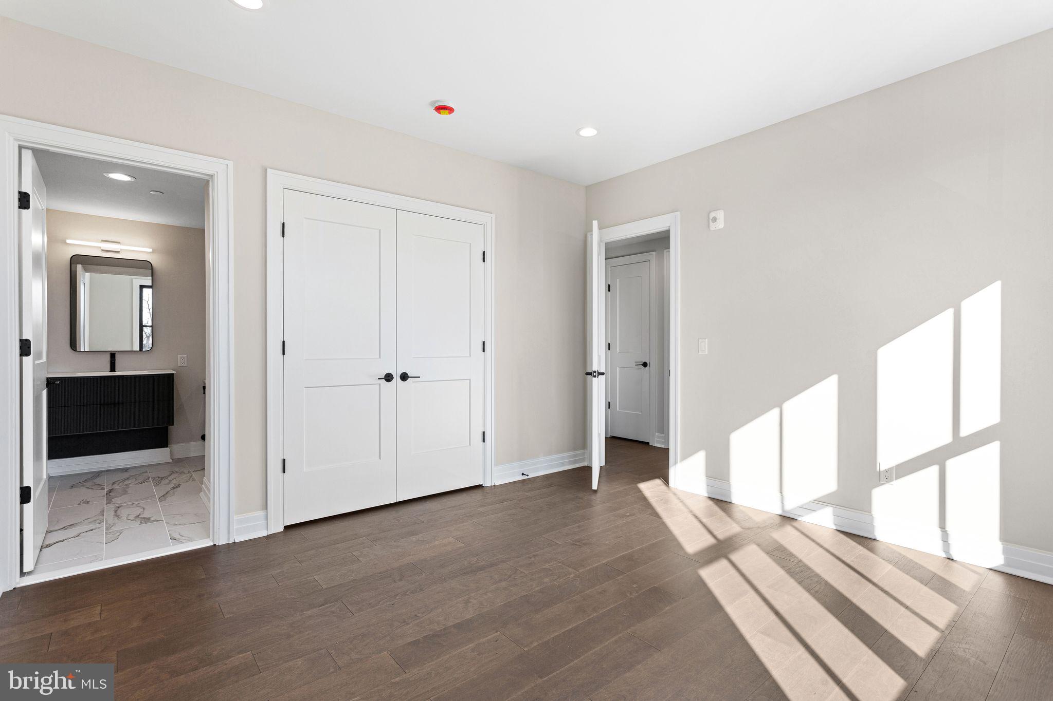 151 KINGS HIGHWAY E A