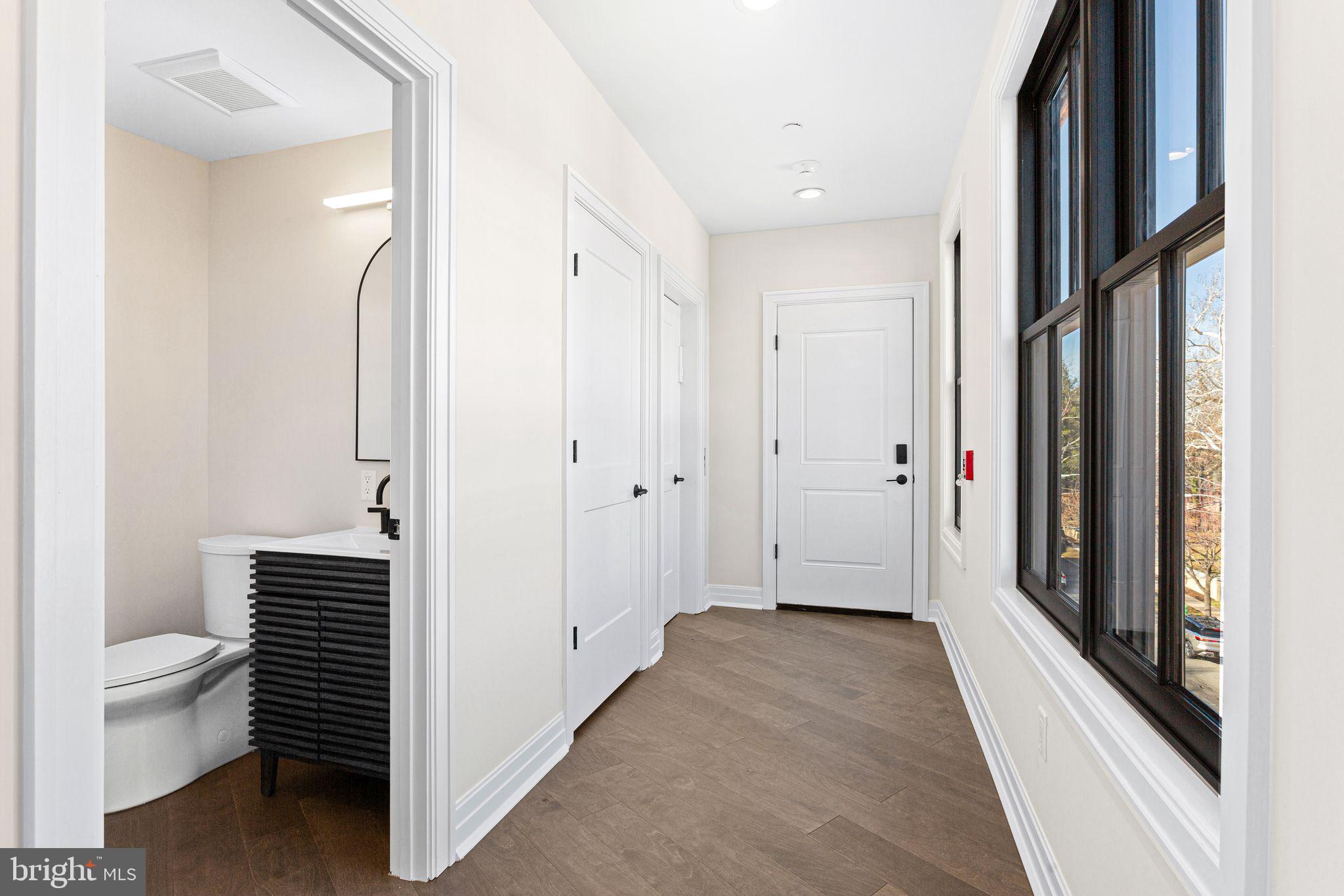 151 KINGS HIGHWAY E A
