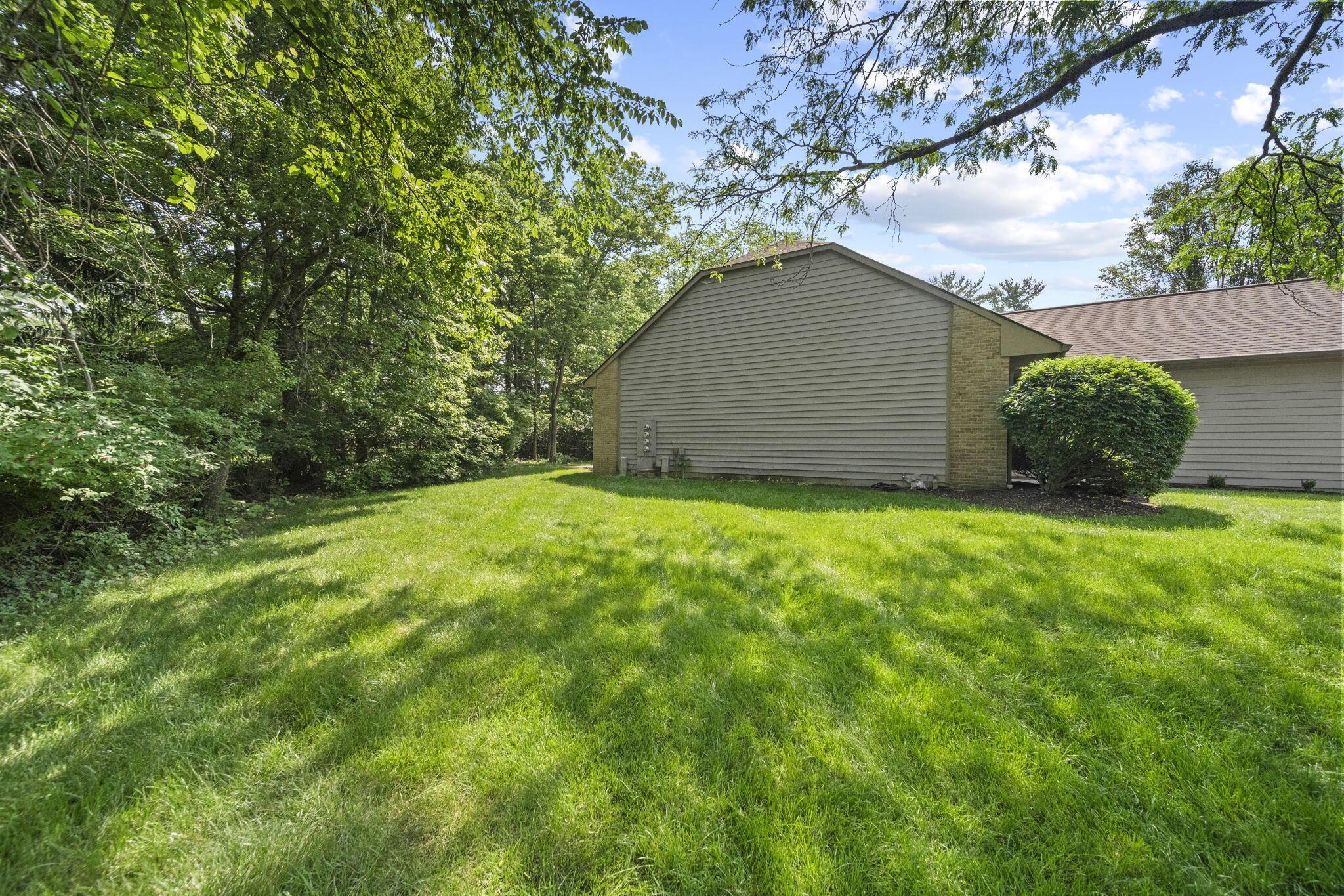 7982 Lewis Avenue, 21