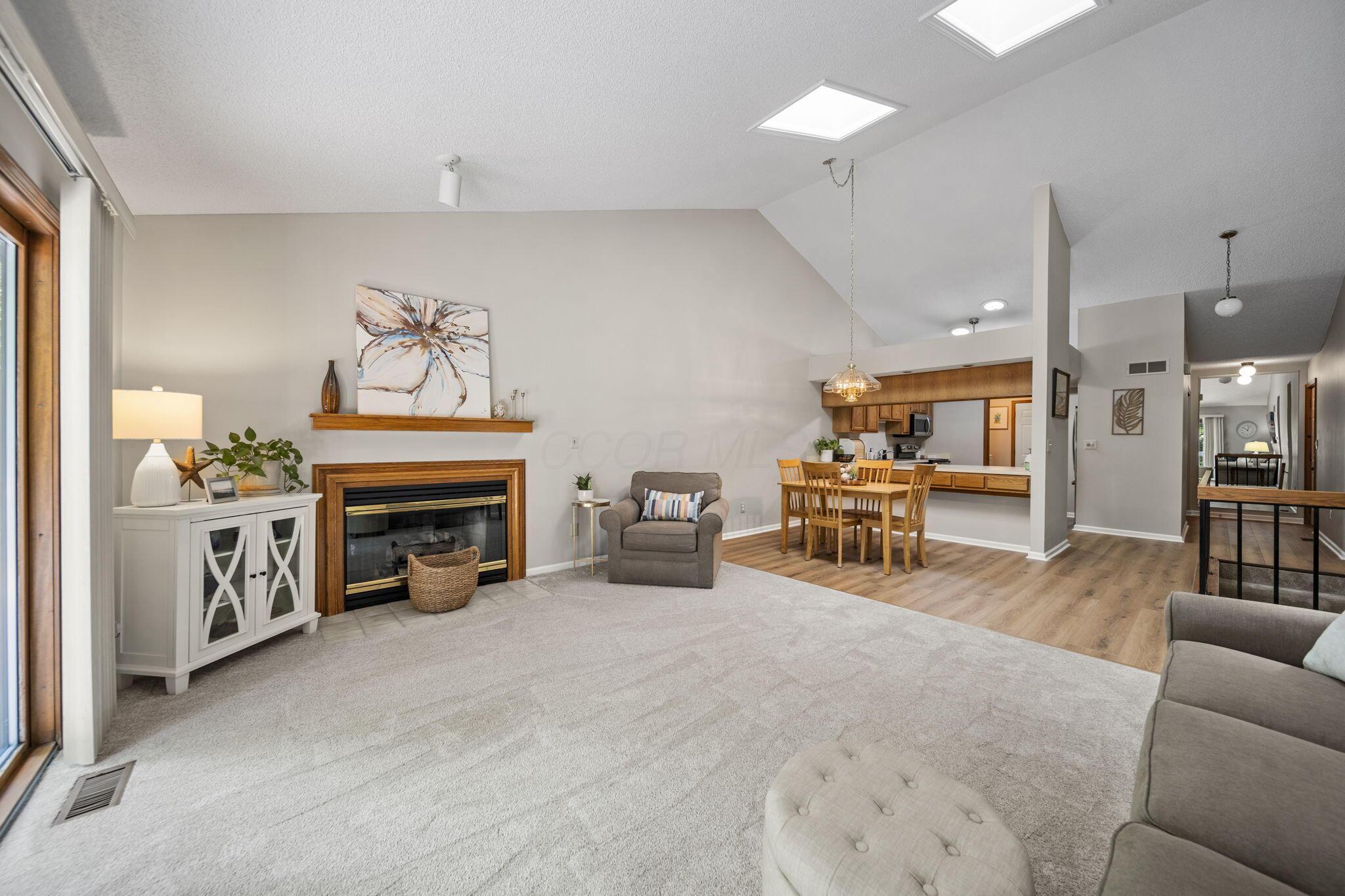 7982 Lewis Avenue, 21