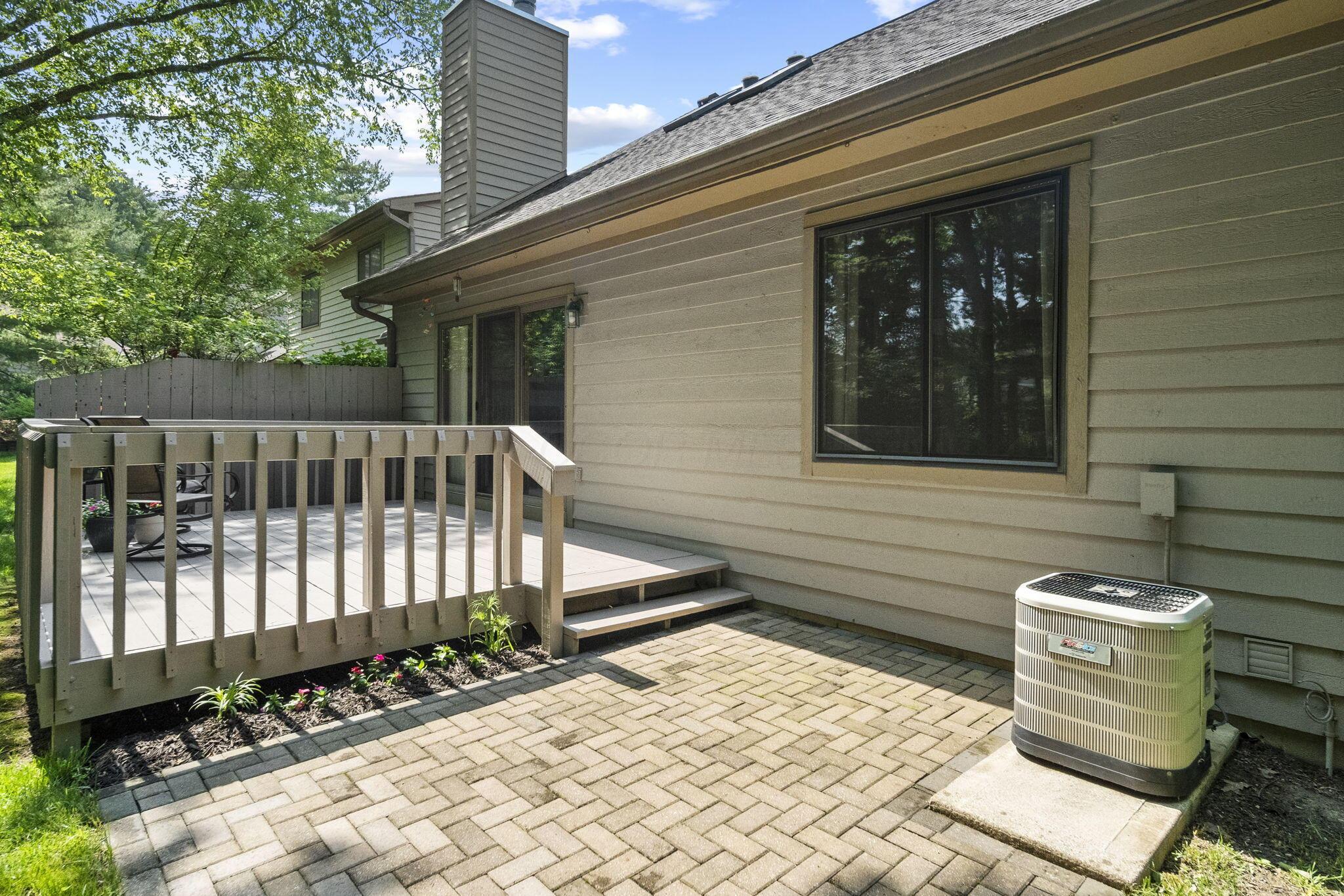 7982 Lewis Avenue, 21