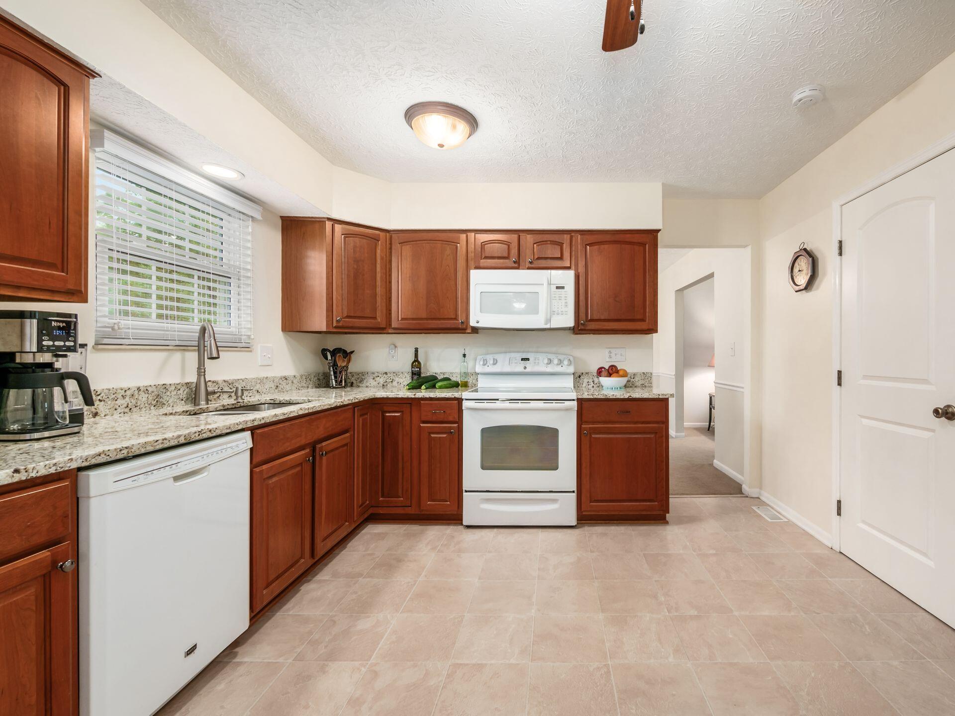 3700 Ravens Glen Drive