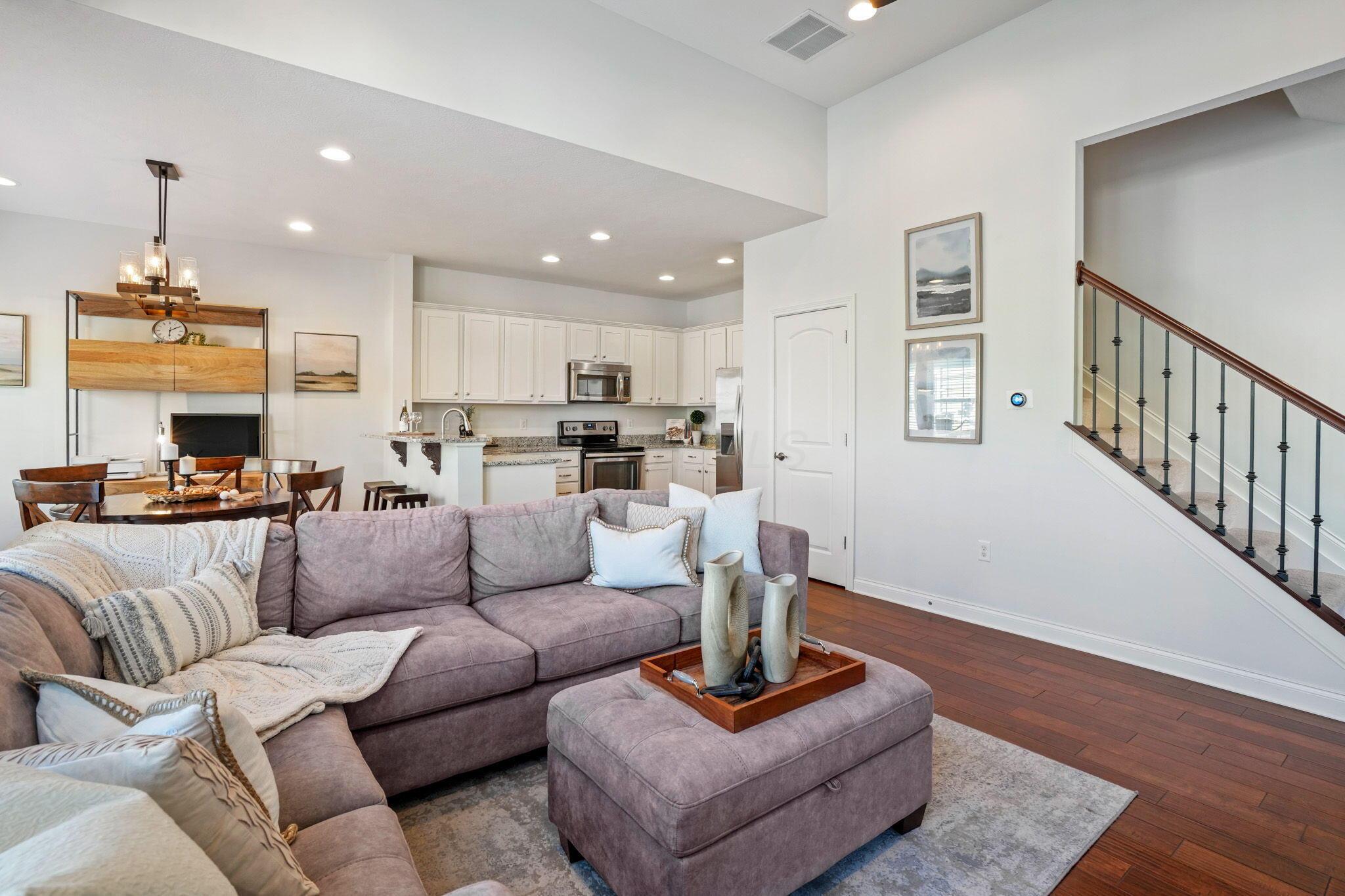 3819 Saint Malo Way, Columbus