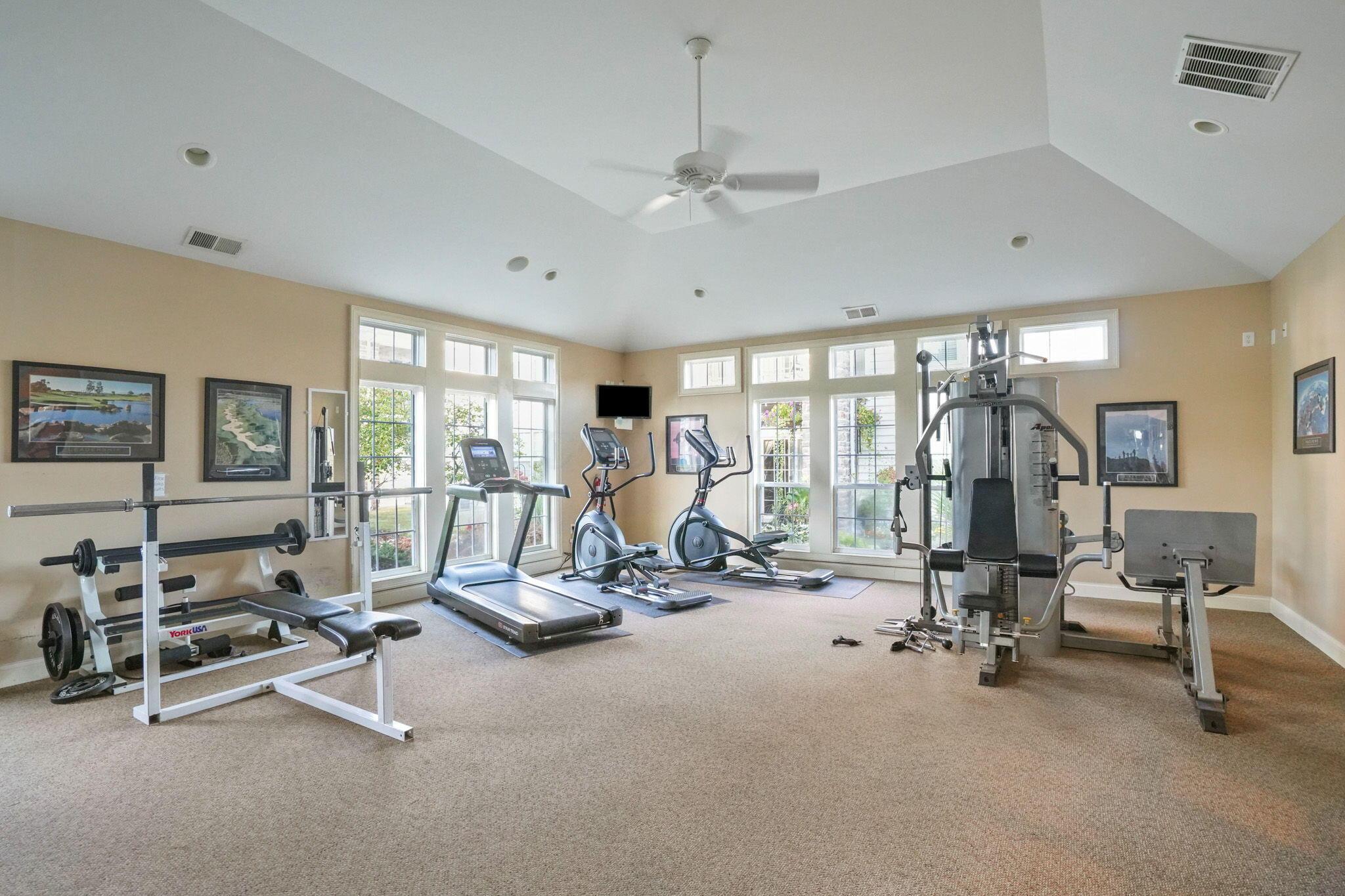 3819 Saint Malo Way, Columbus