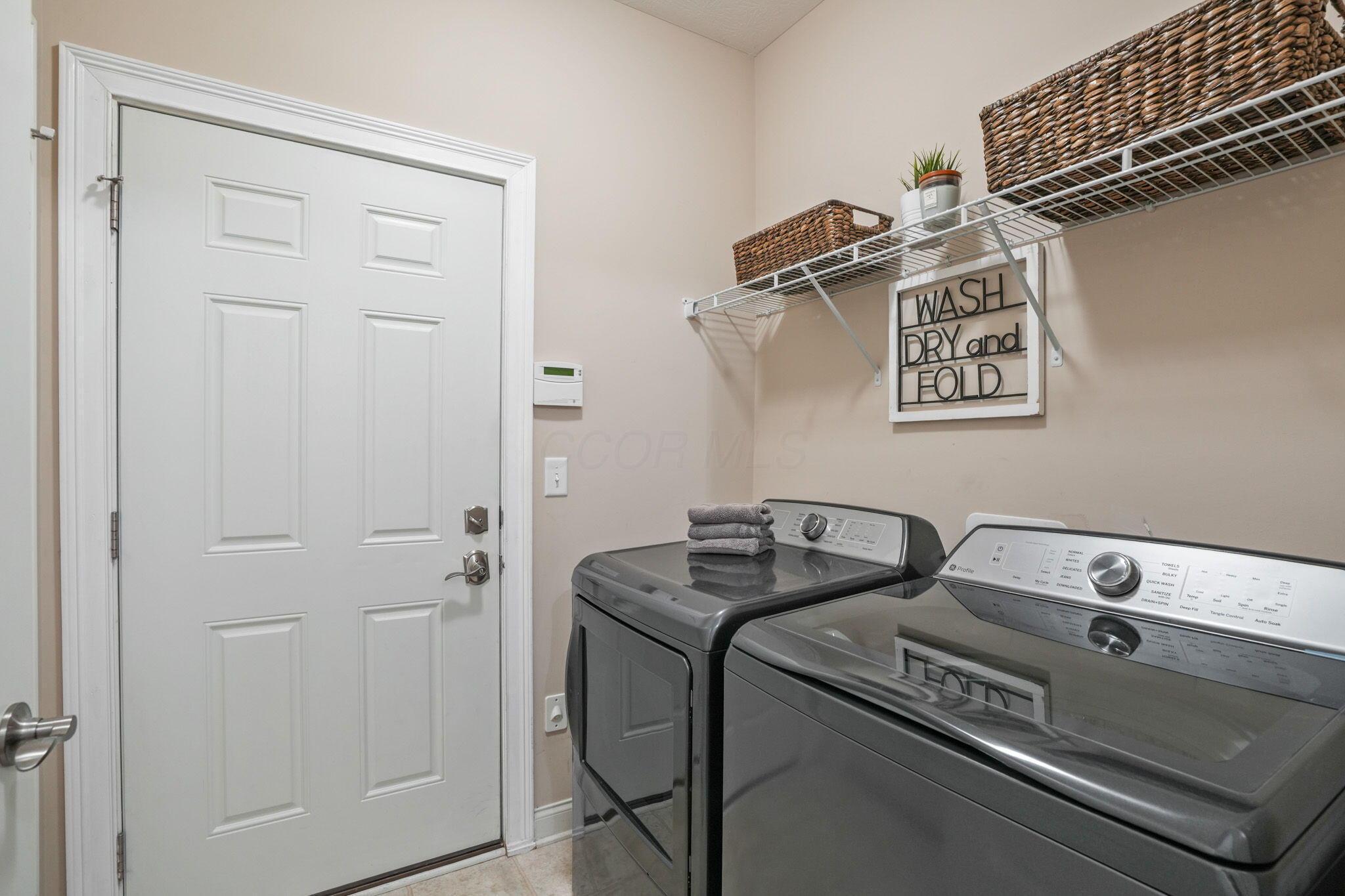 3819 Saint Malo Way, Columbus