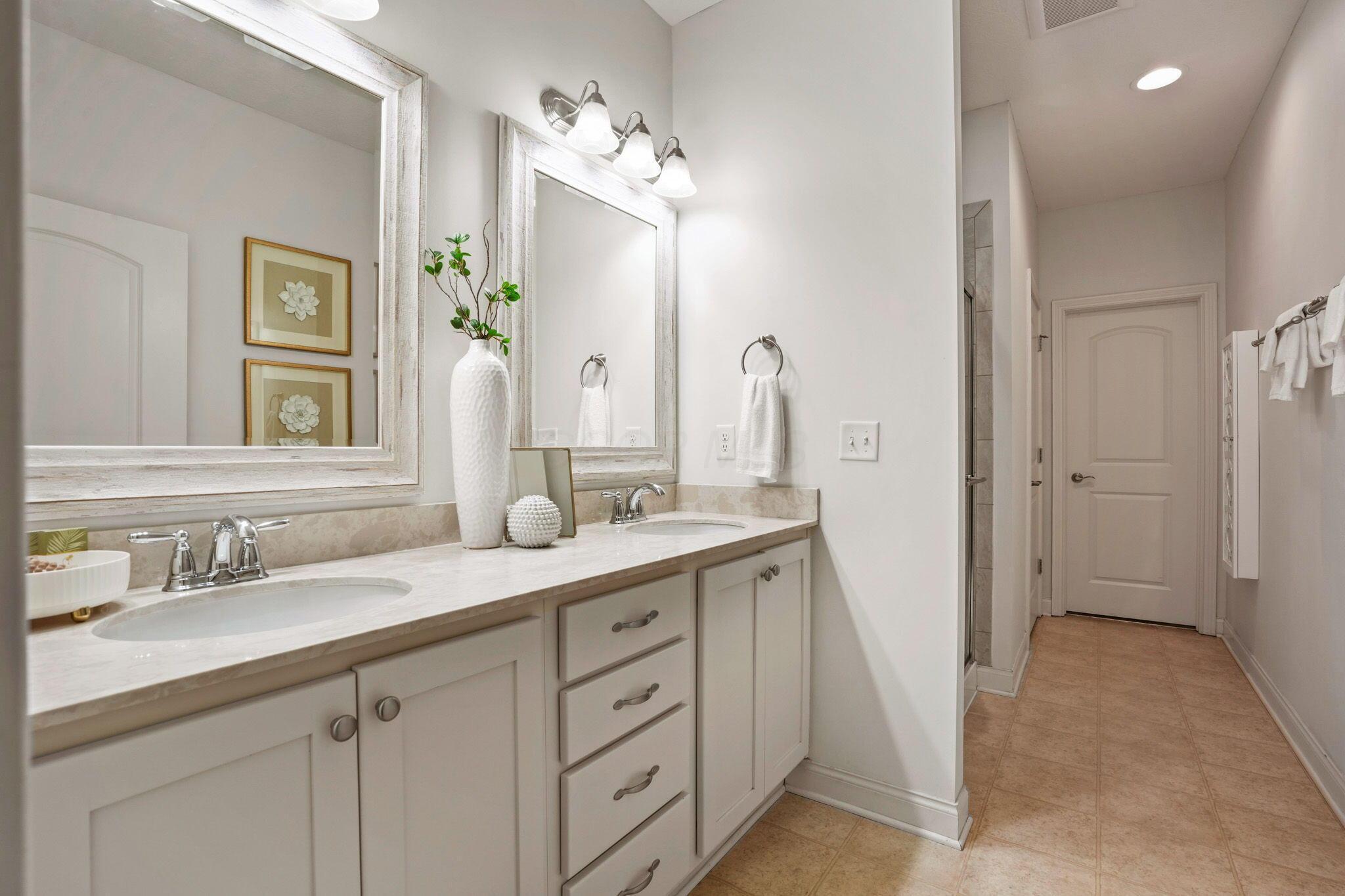 3819 Saint Malo Way, Columbus