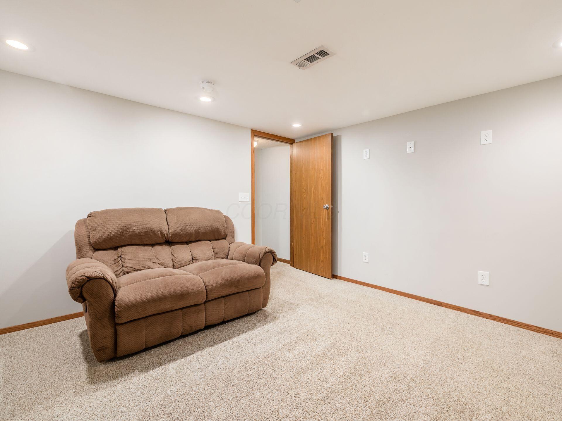 1747 Ridgebury Drive, 137E