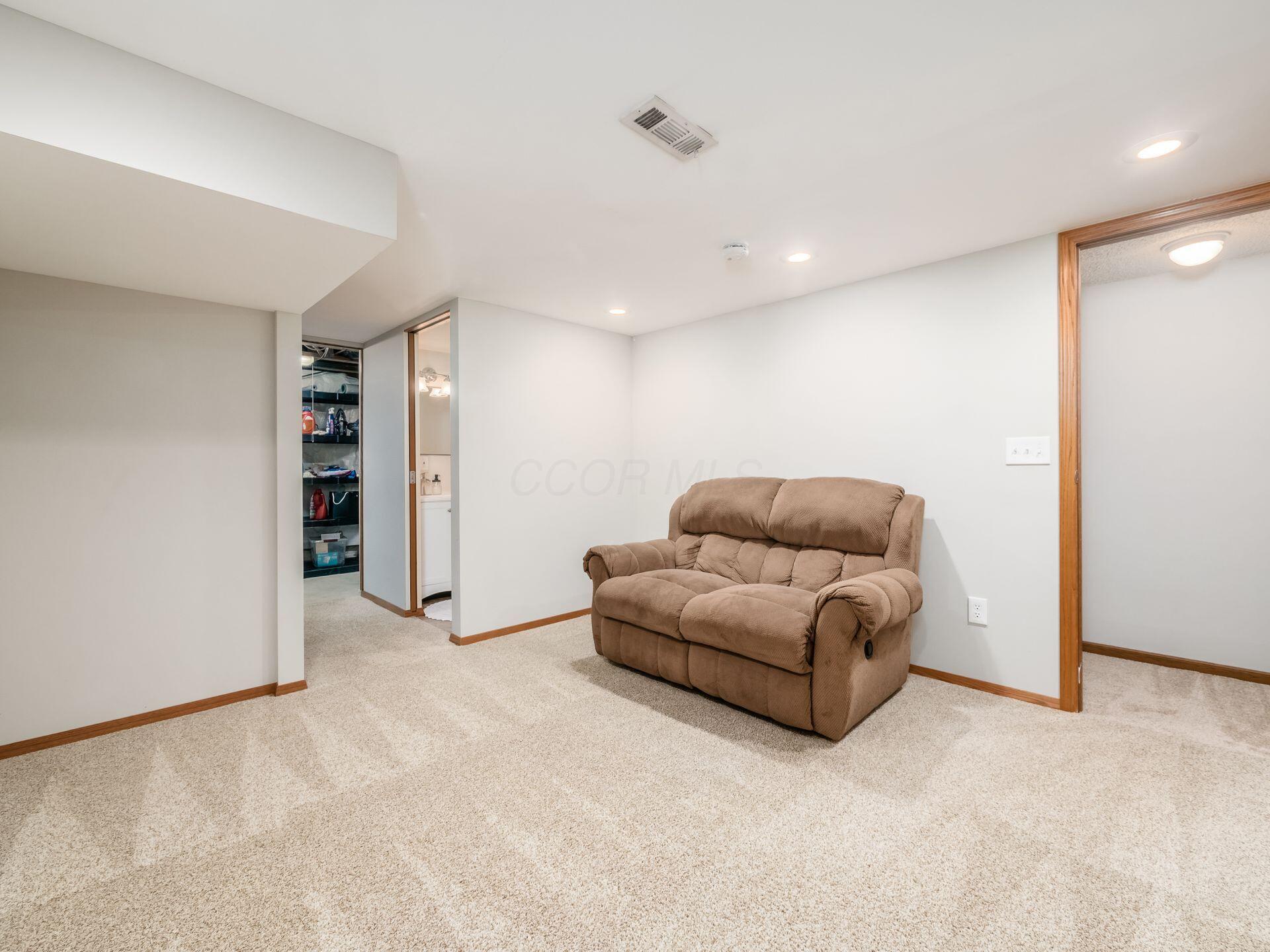 1747 Ridgebury Drive, 137E