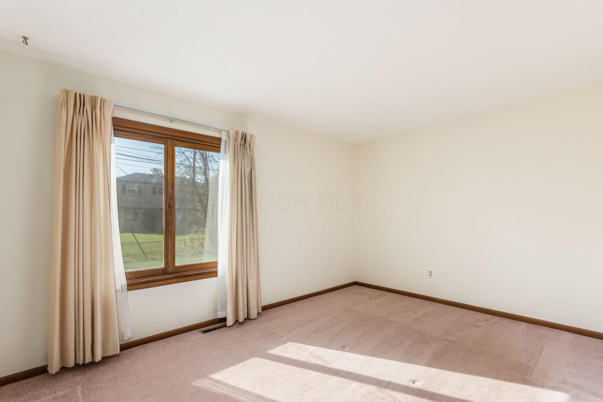 1501 Bridgeton Drive