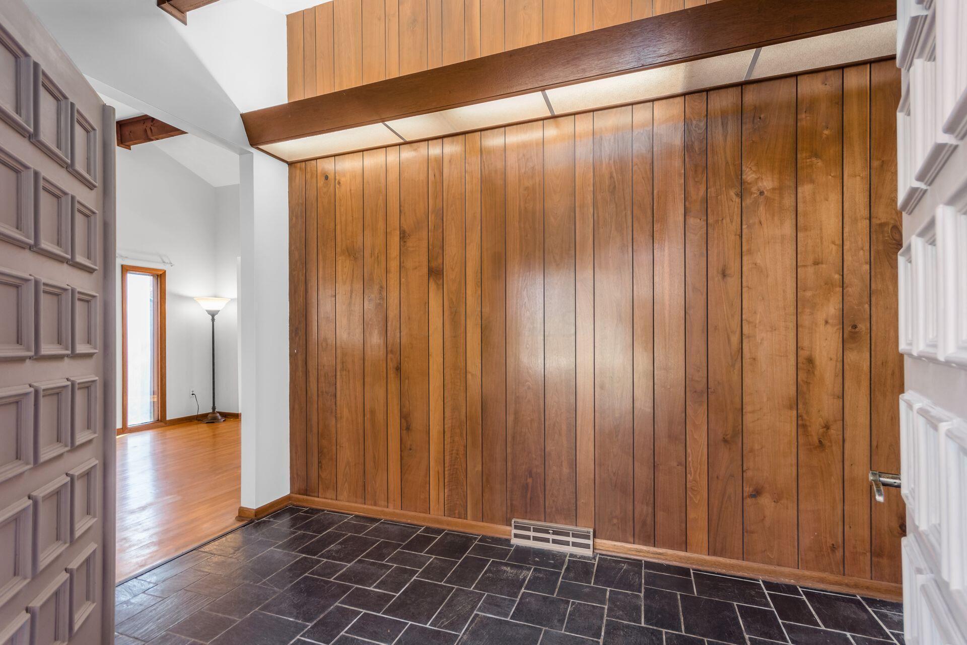 1501 Bridgeton Drive