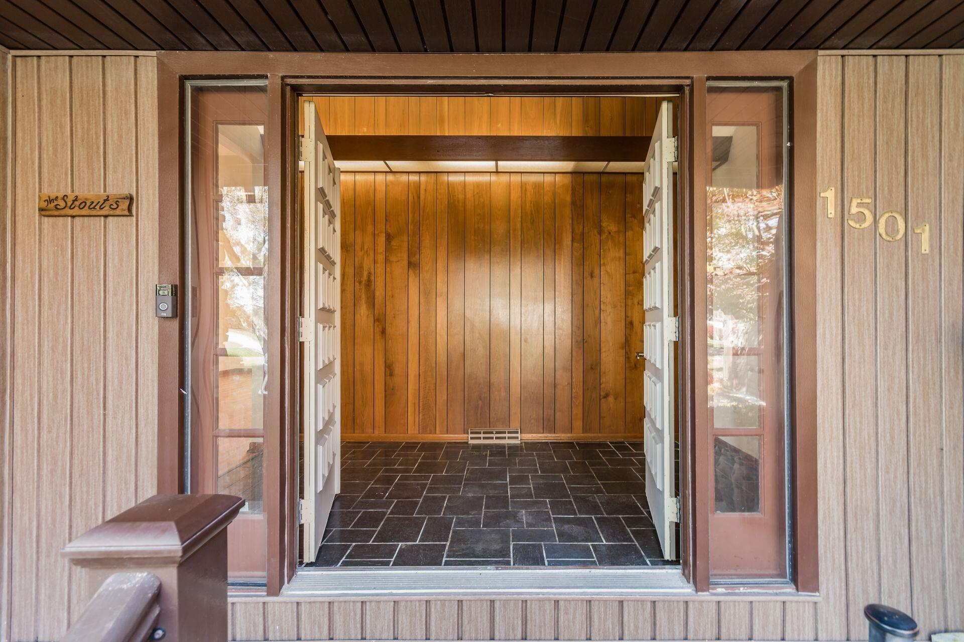 1501 Bridgeton Drive