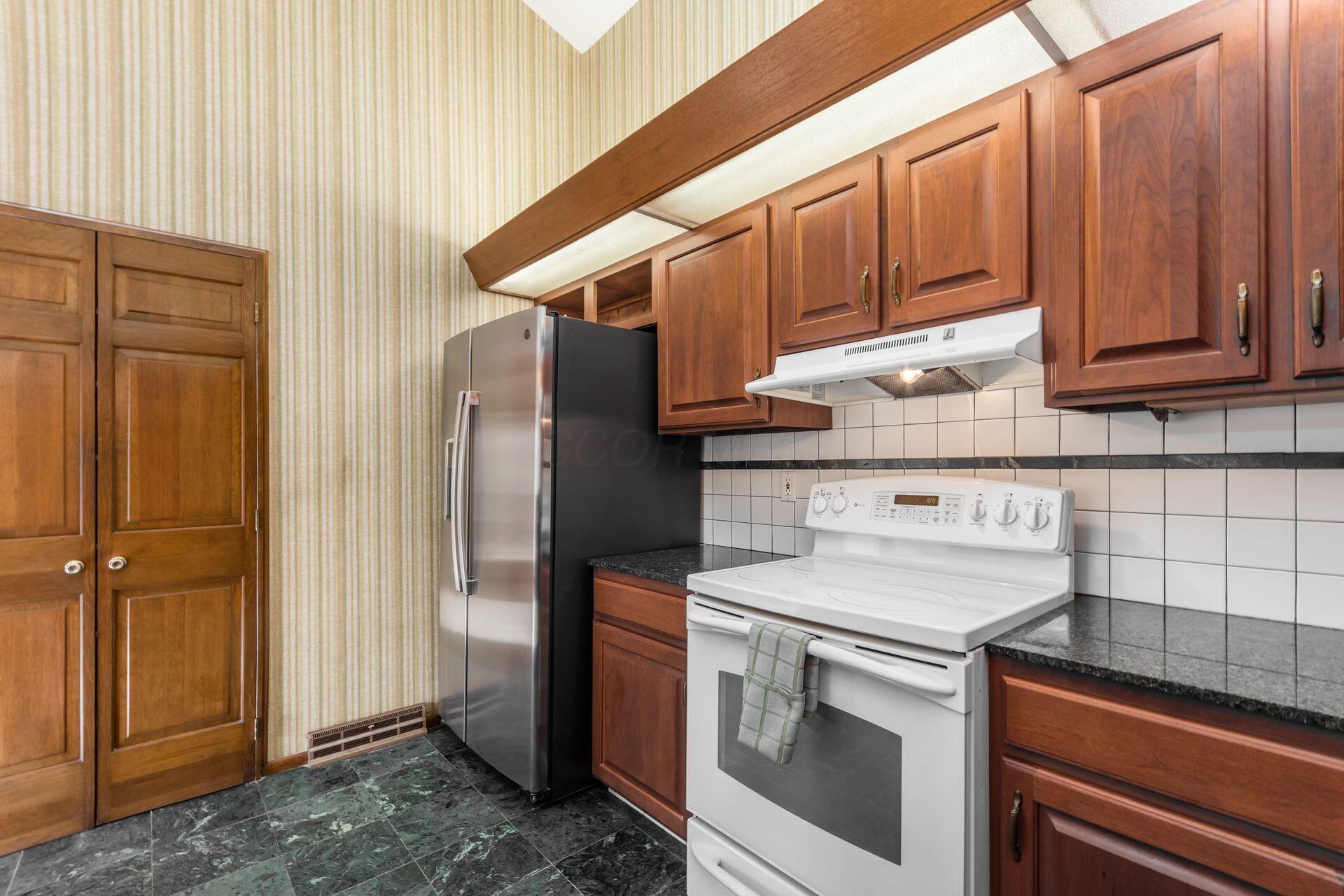 1501 Bridgeton Drive