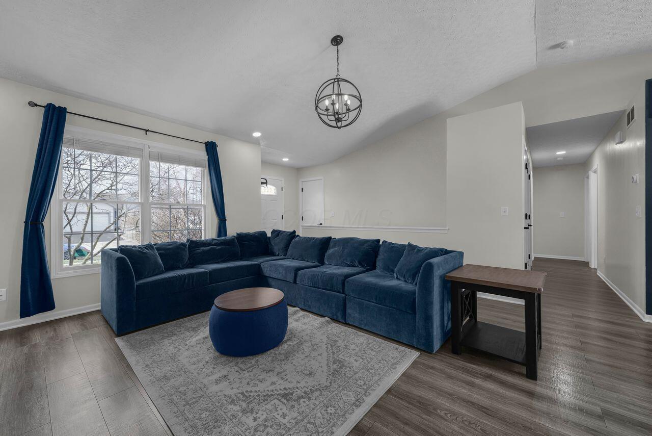 2294 Glencroft Drive
