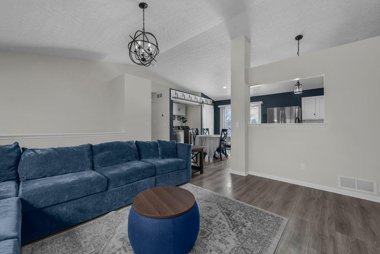 2294 Glencroft Drive