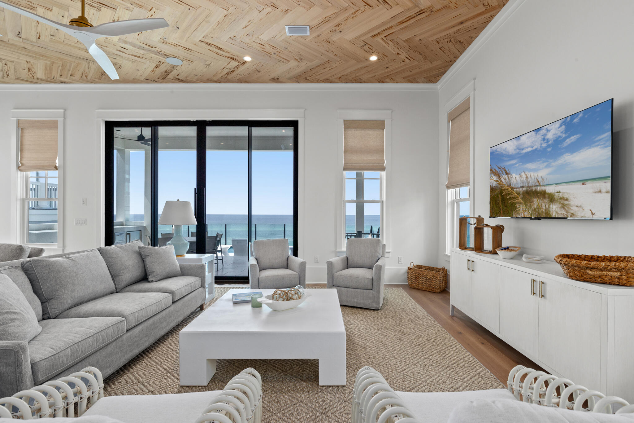 8016 E Co Highway 30A