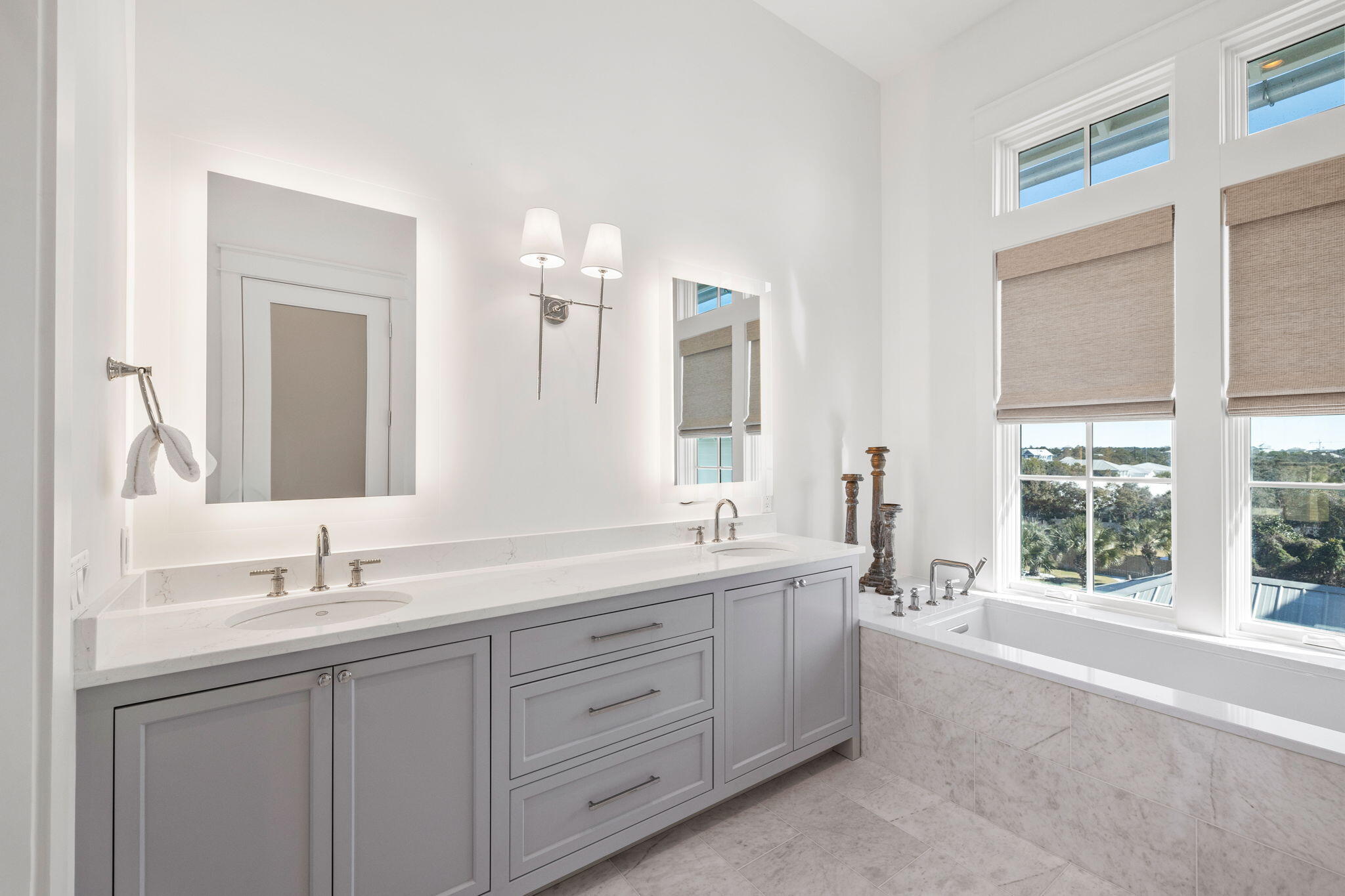 8103 E County Highway 30A