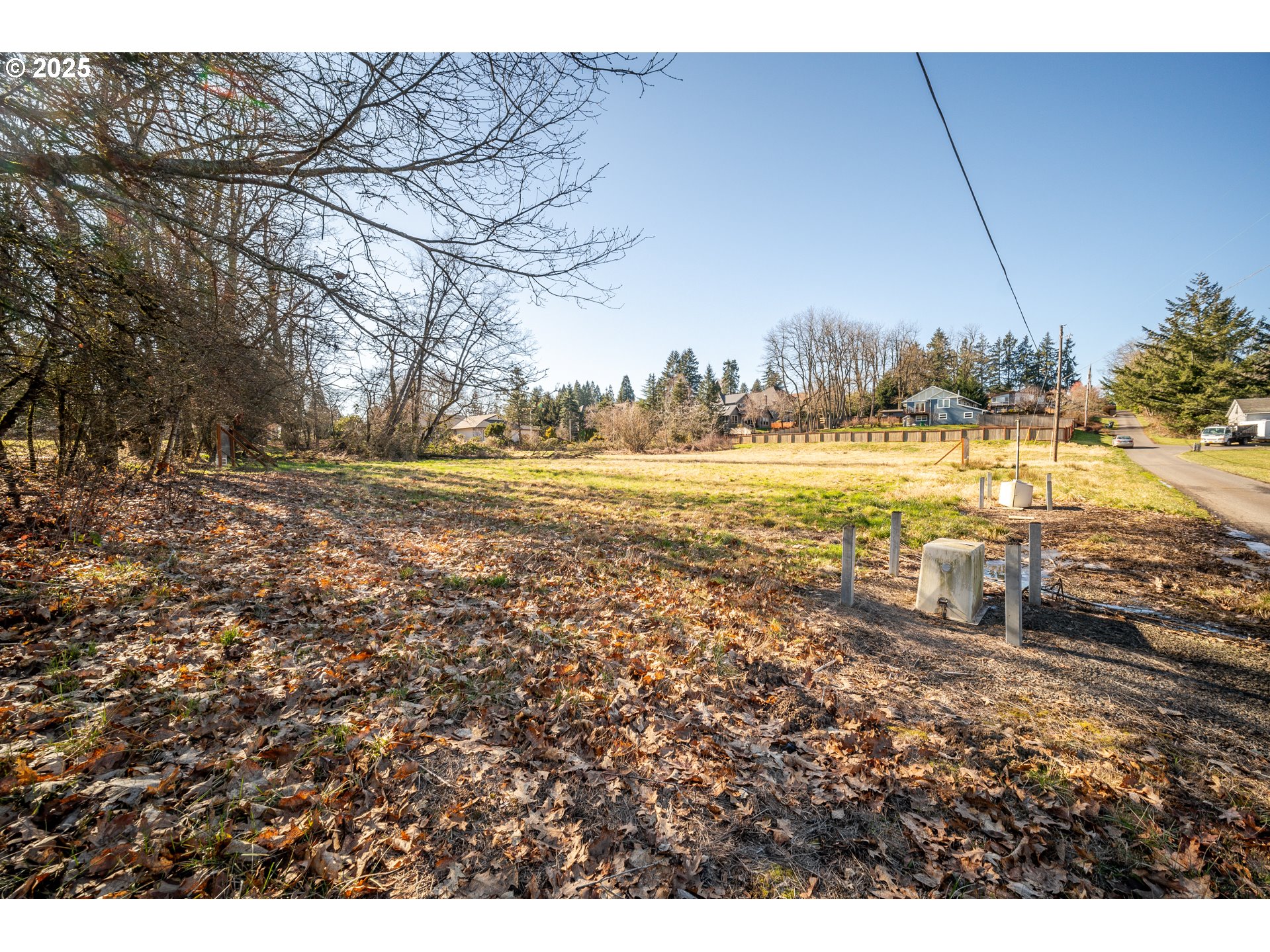 12395 CLARA LN
