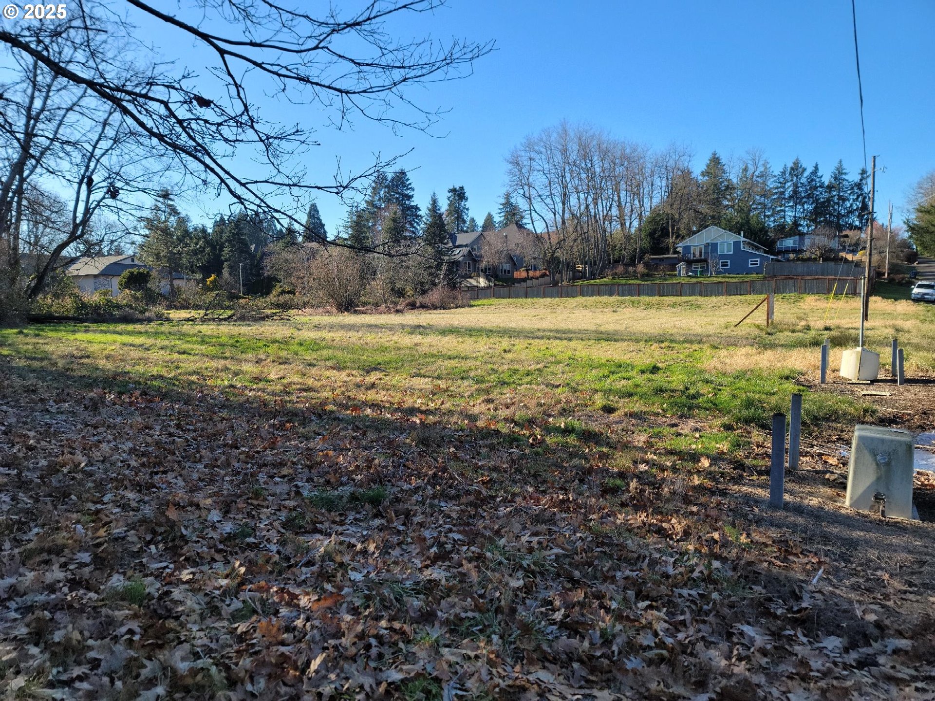 12395 CLARA LN