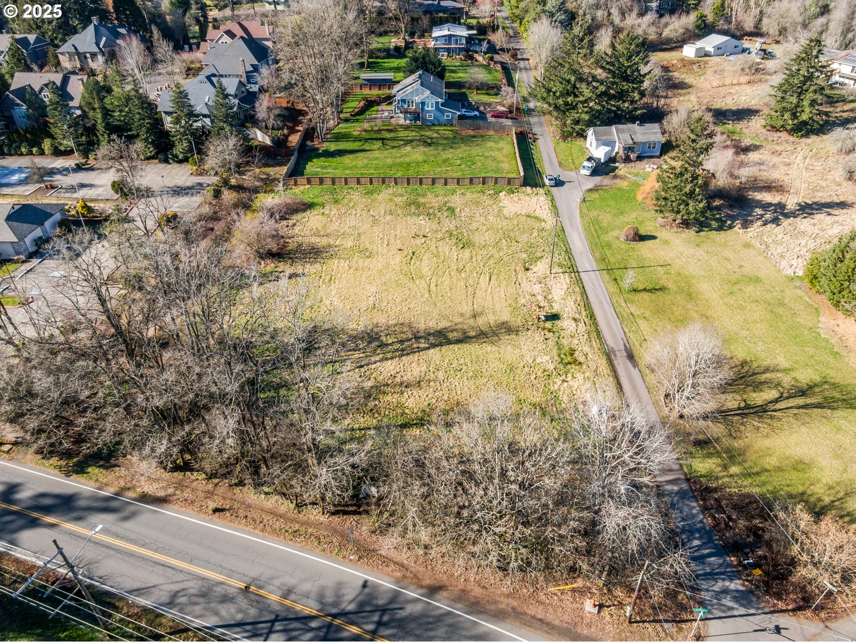 12395 CLARA LN
