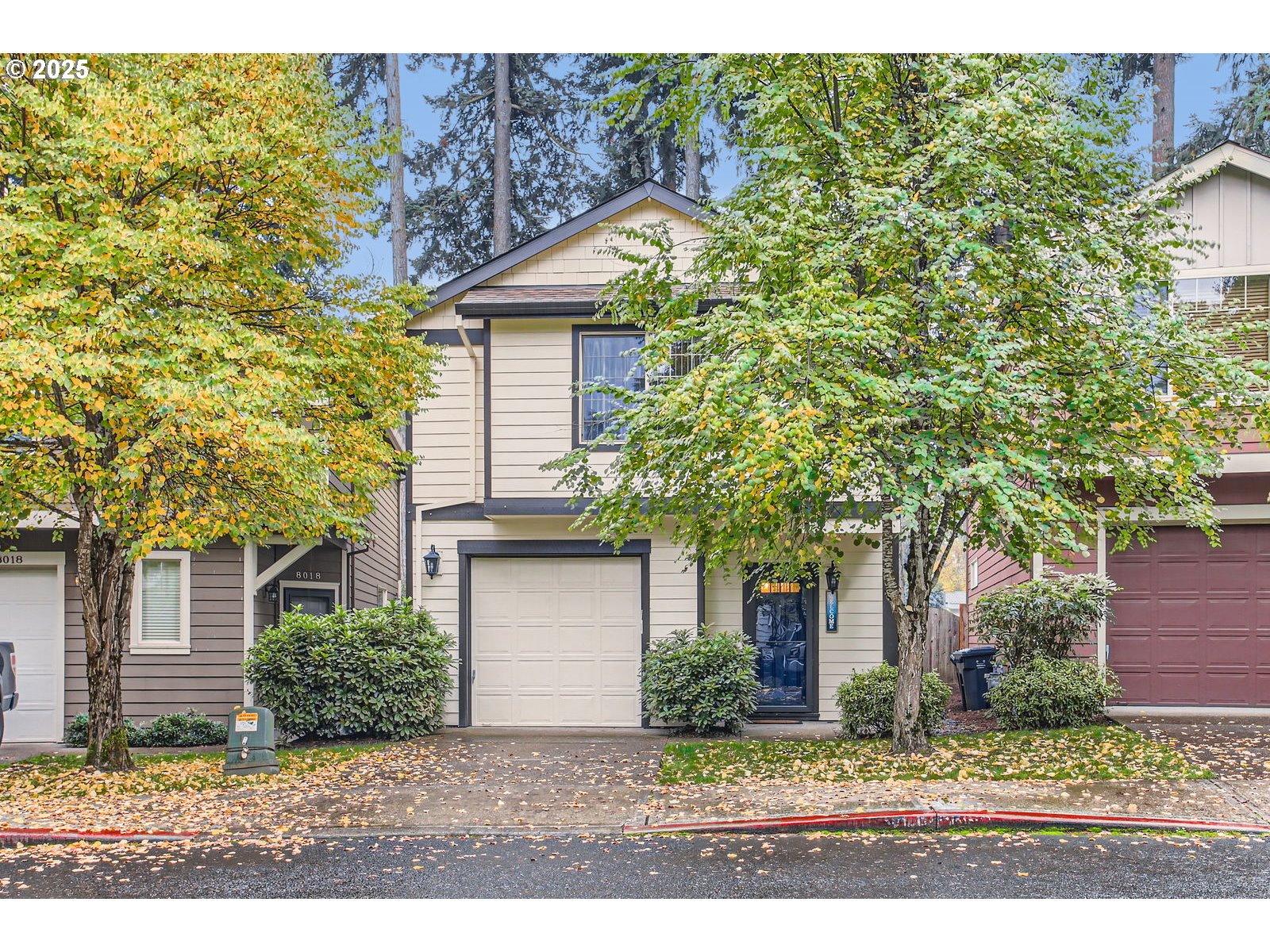 8006 SE SPORRI LN
