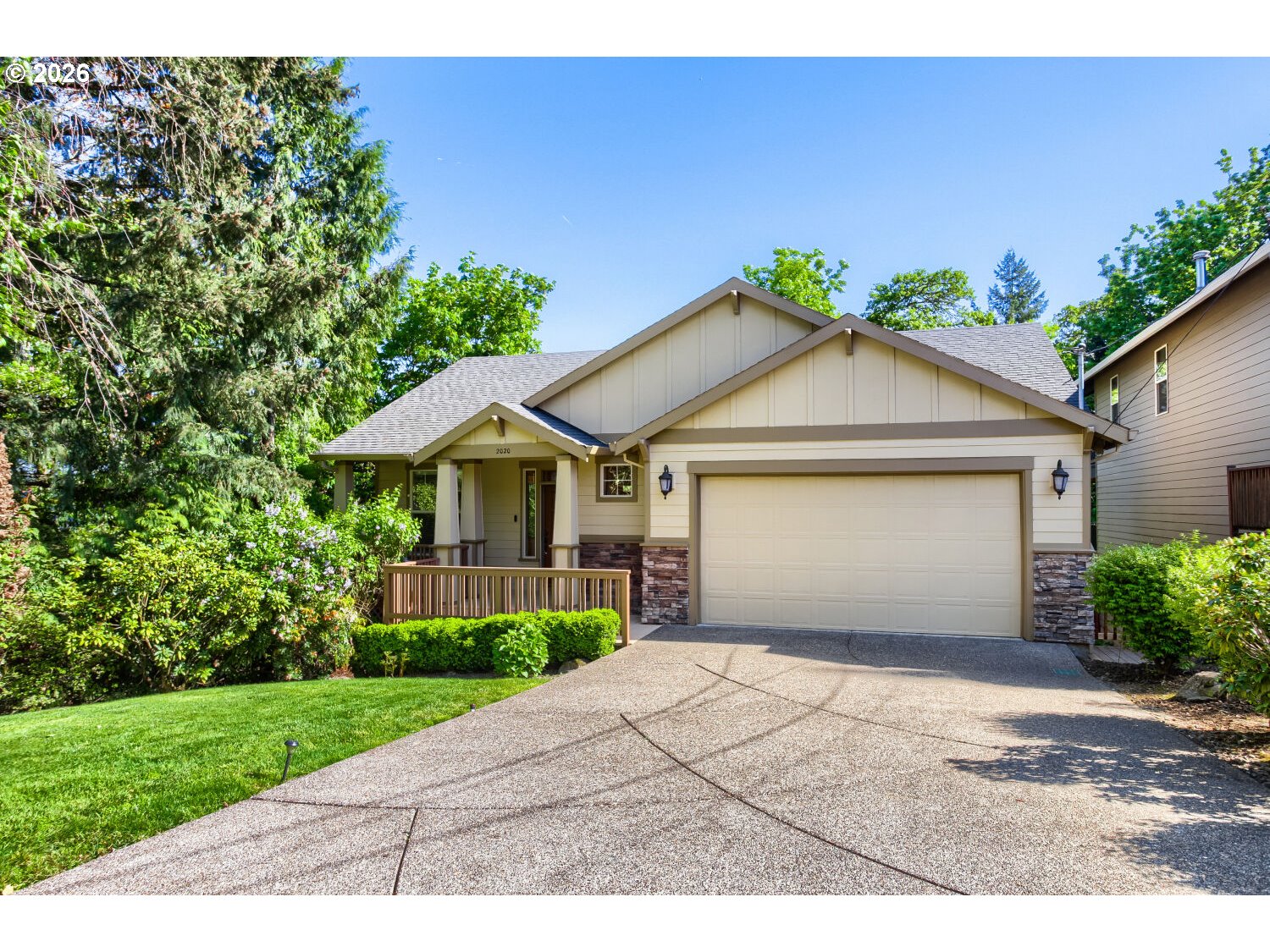 2020 SUNSET AVE