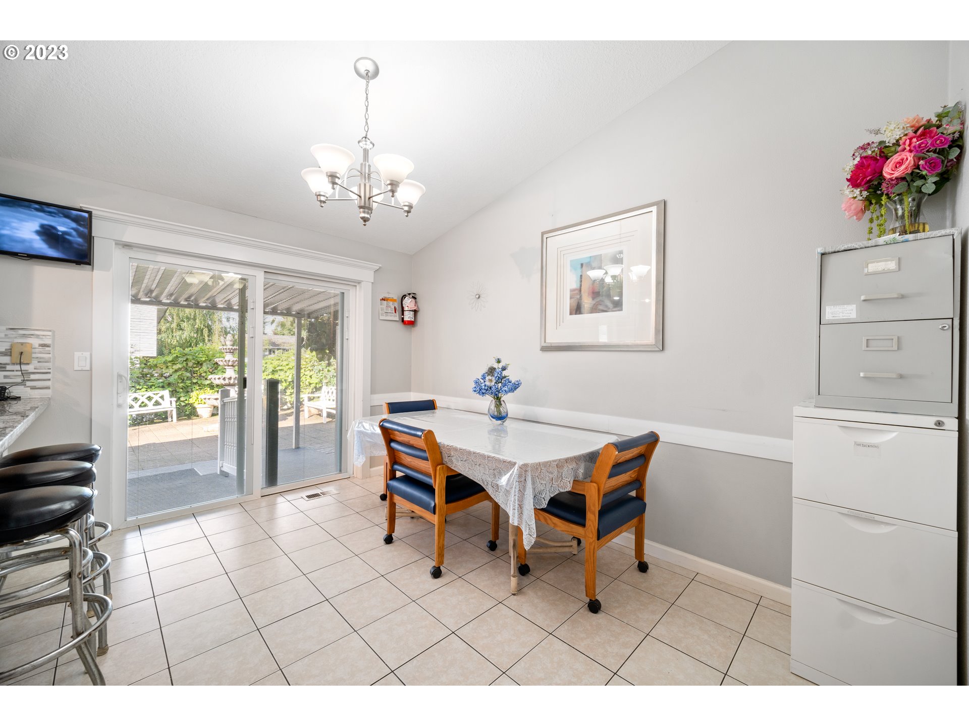 206 NW 98TH CIR