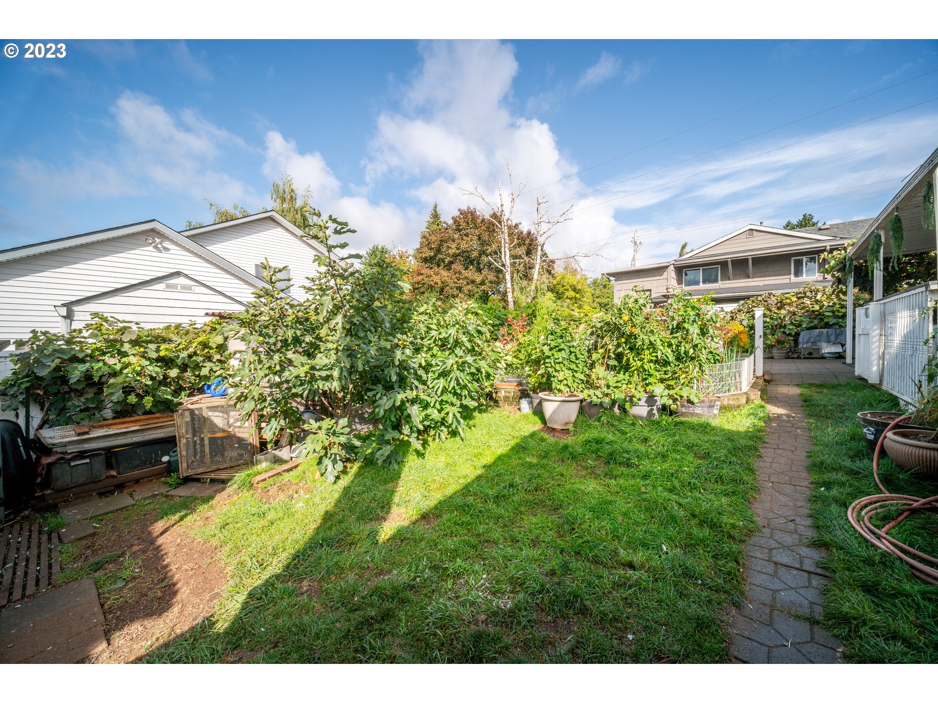 206 NW 98TH CIR