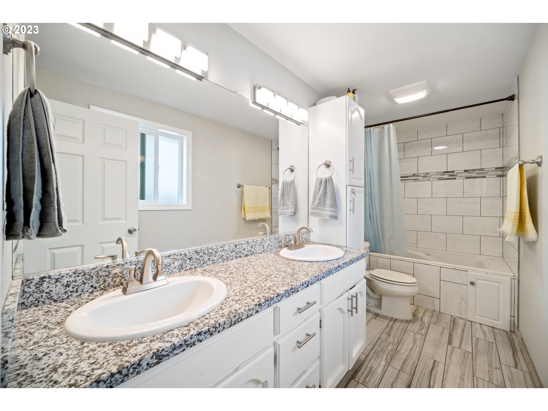 206 NW 98TH CIR
