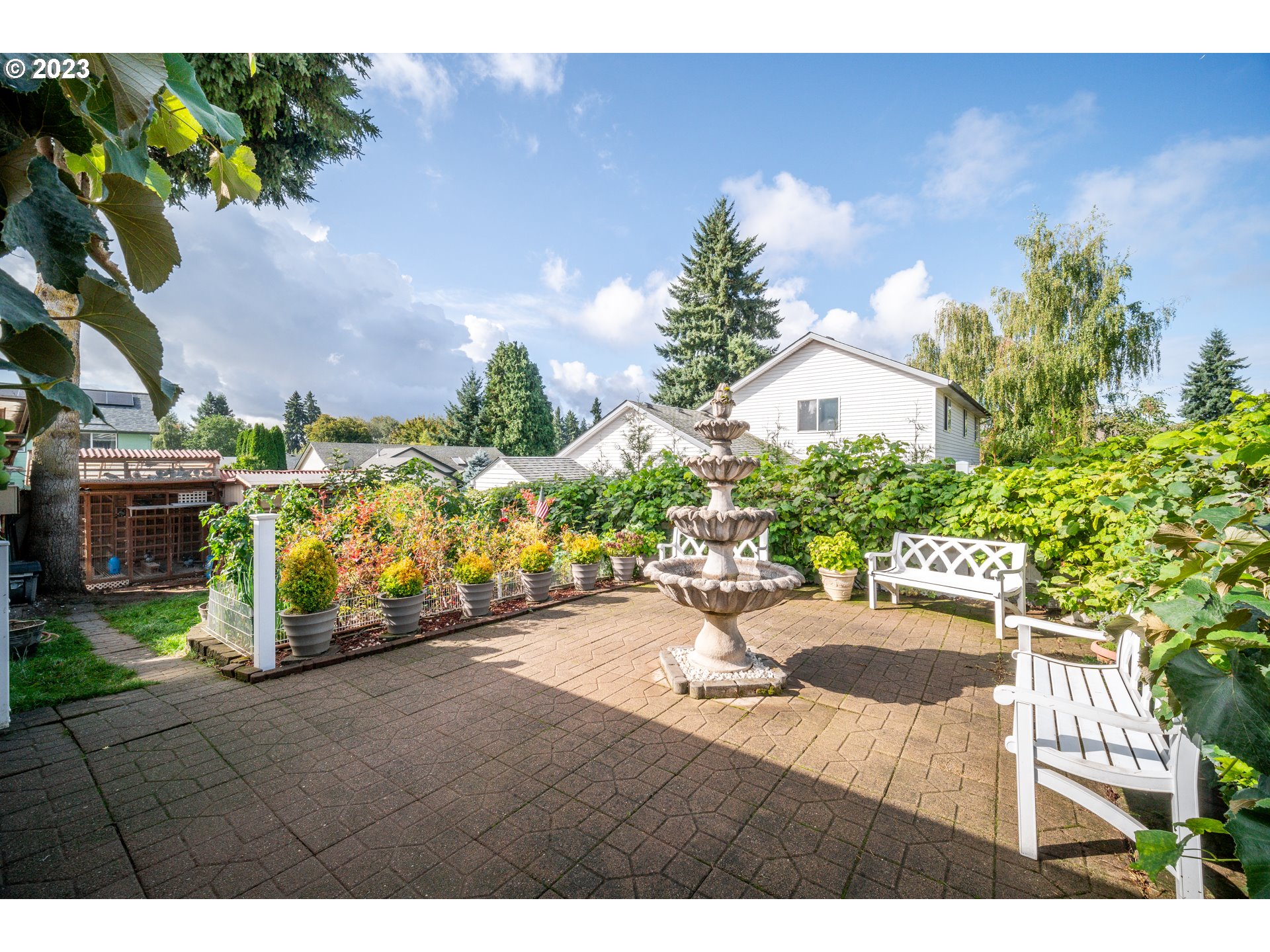 206 NW 98TH CIR