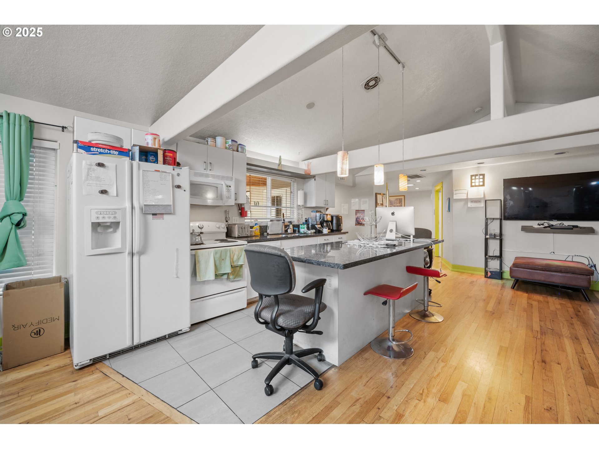 30 NE 125TH PL