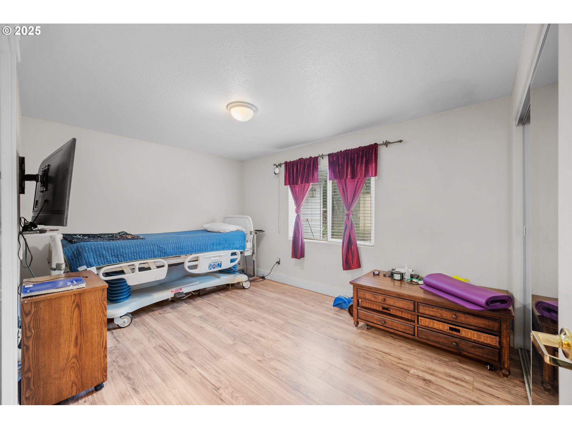30 NE 125TH PL