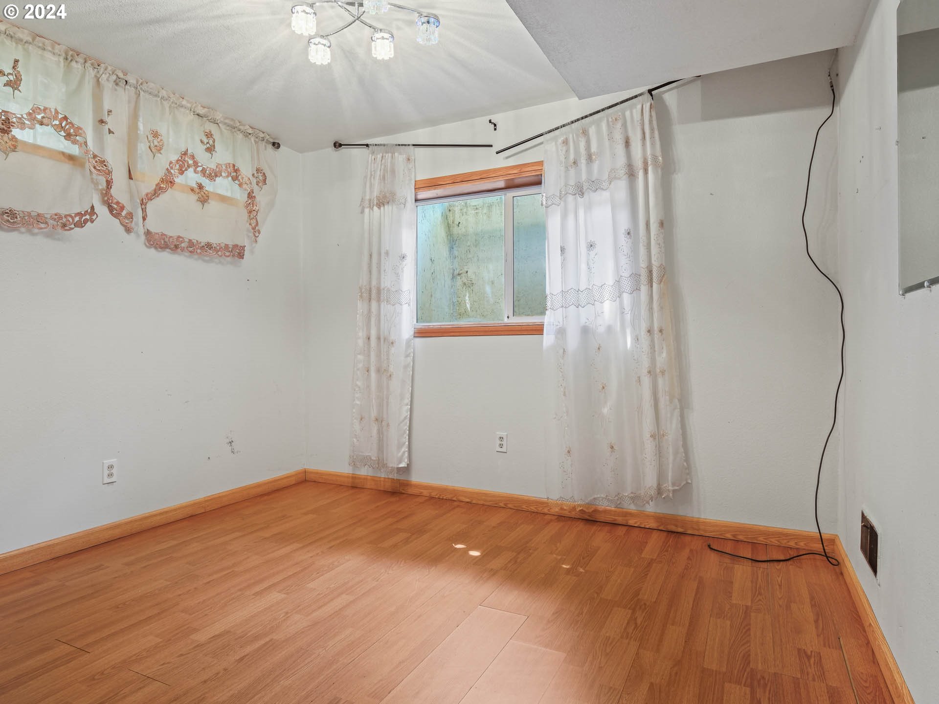 13012 NE TILLAMOOK ST