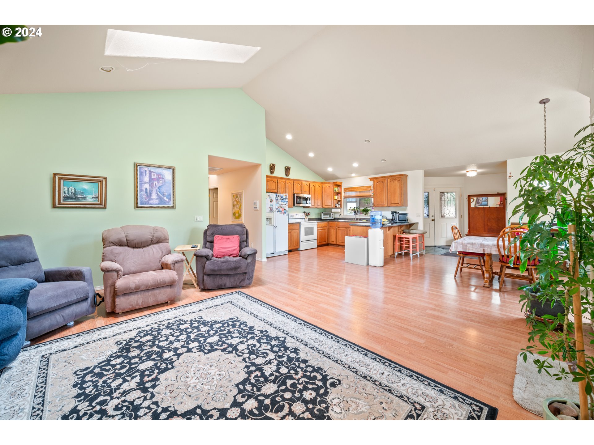 14547 THAYER RD