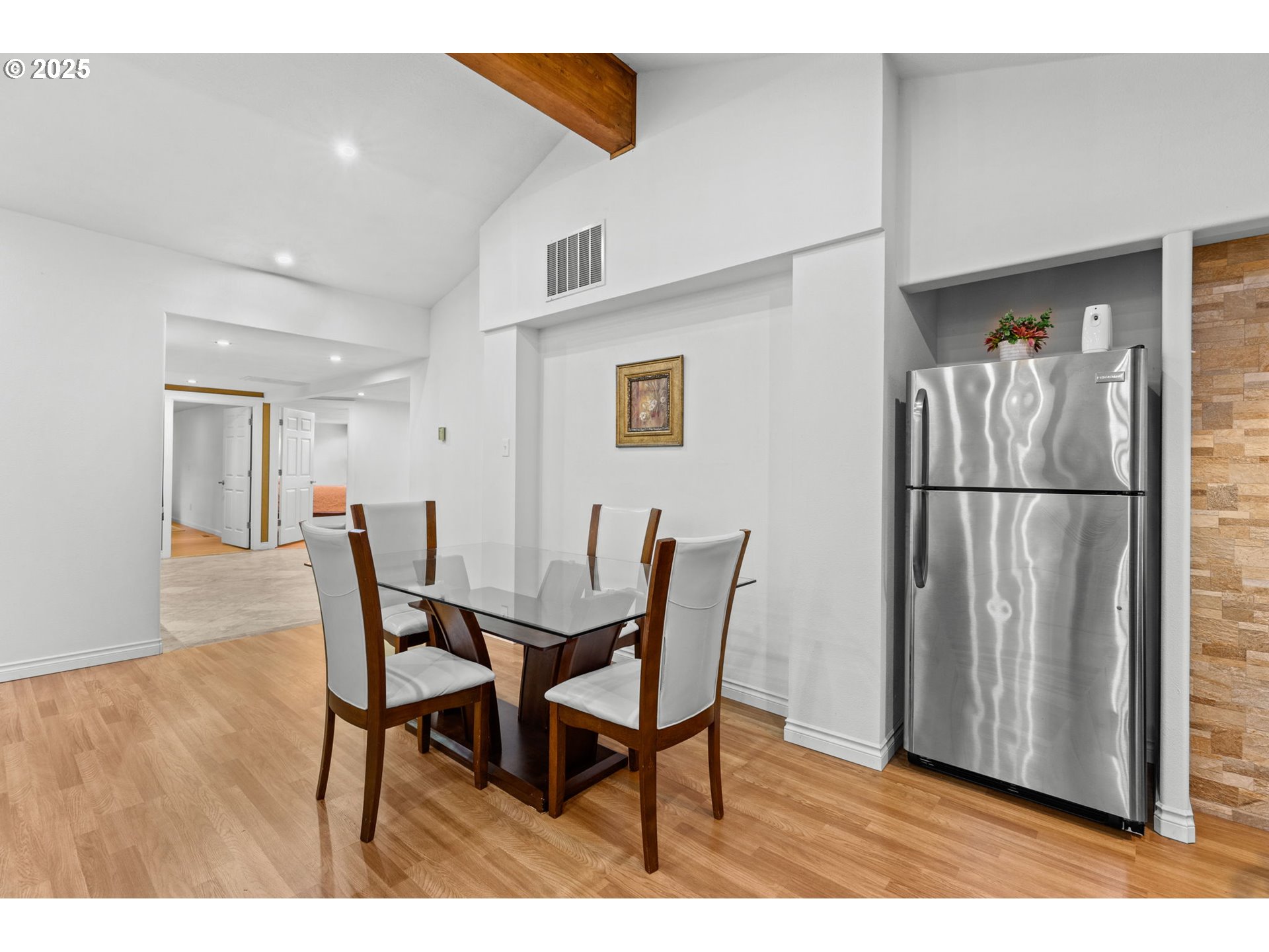 1000 S KING ST