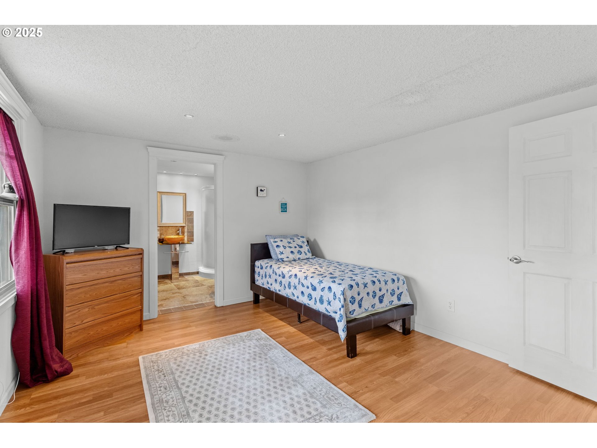 1000 S KING ST