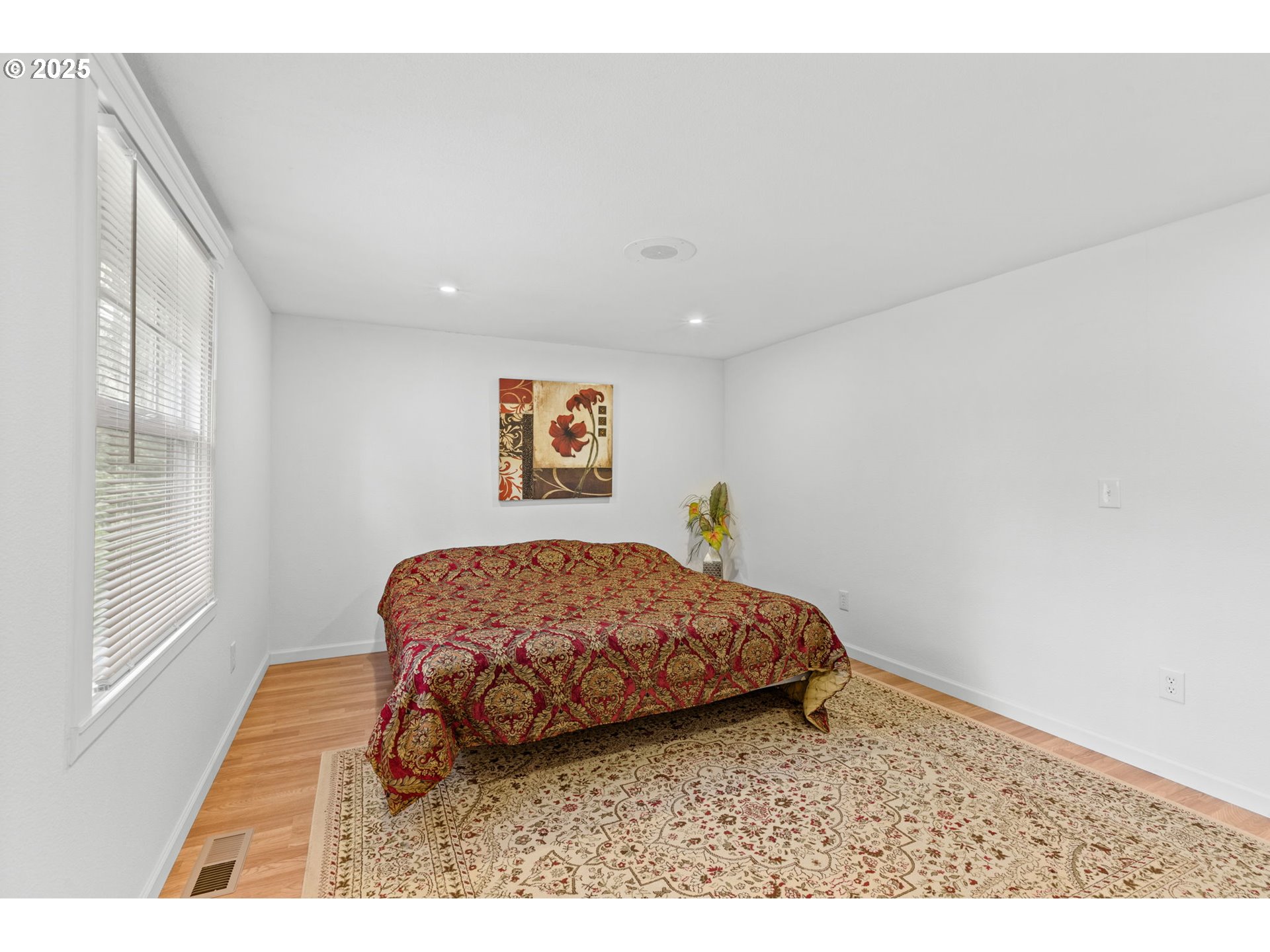 1000 S KING ST