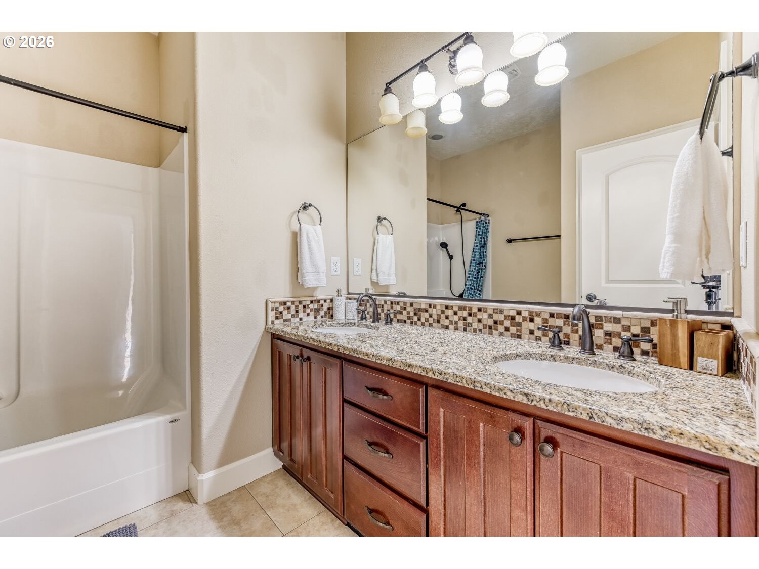 15411 NW DOMINION DR