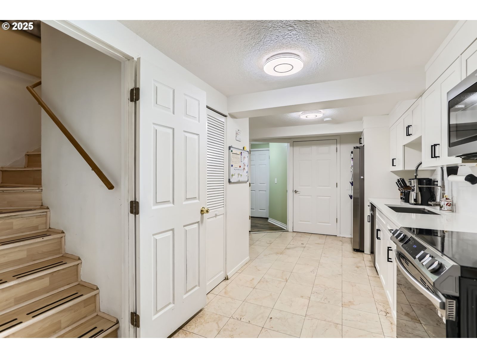 16500 SW SATTERBERG RD