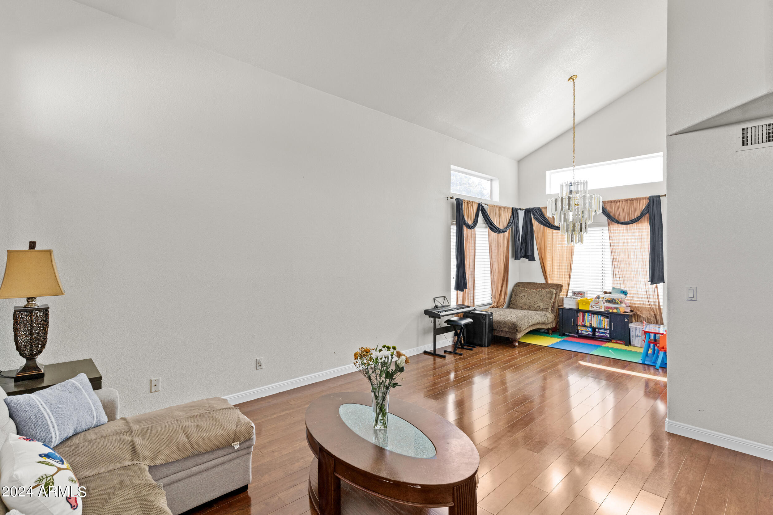 4833 W Dublin Court