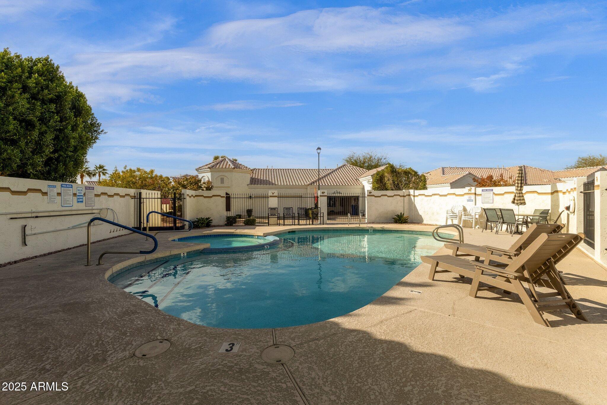 320 S 70TH Street 36