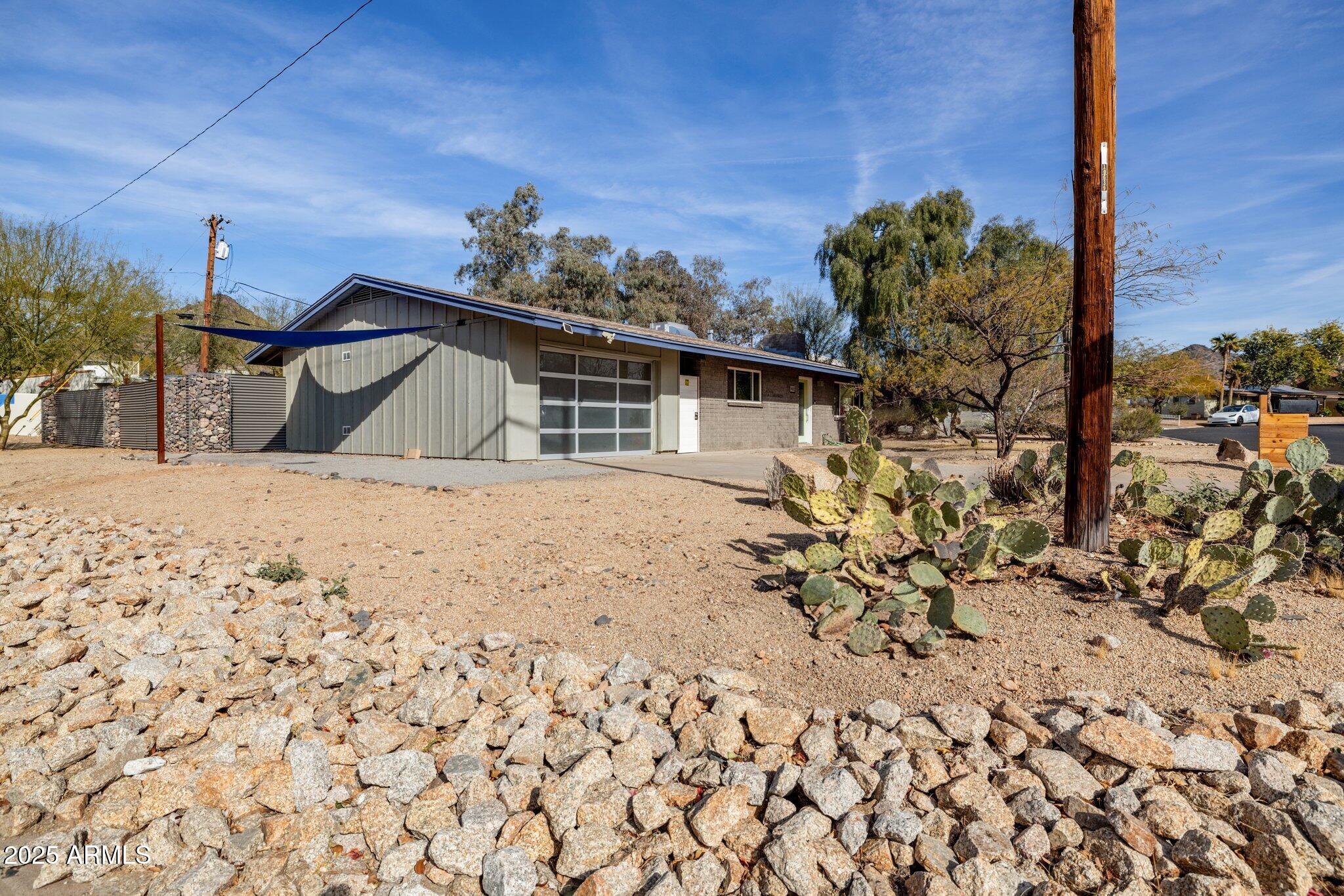 1402 E Royal Palm Road