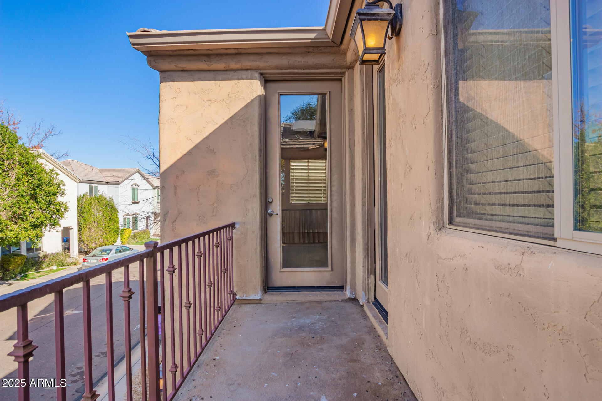 1127 W AUBURN Street