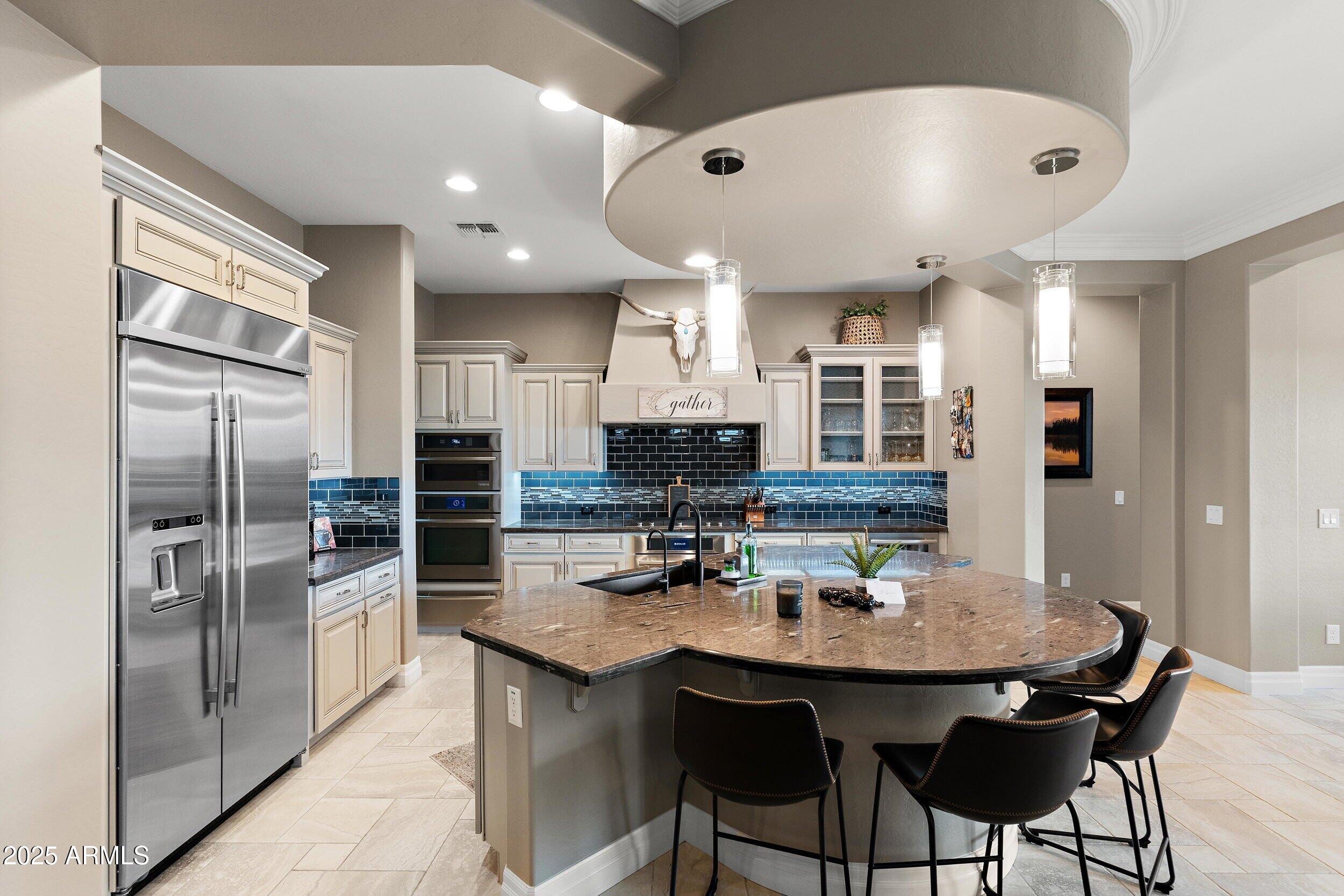 1457 E COPPER Hollow